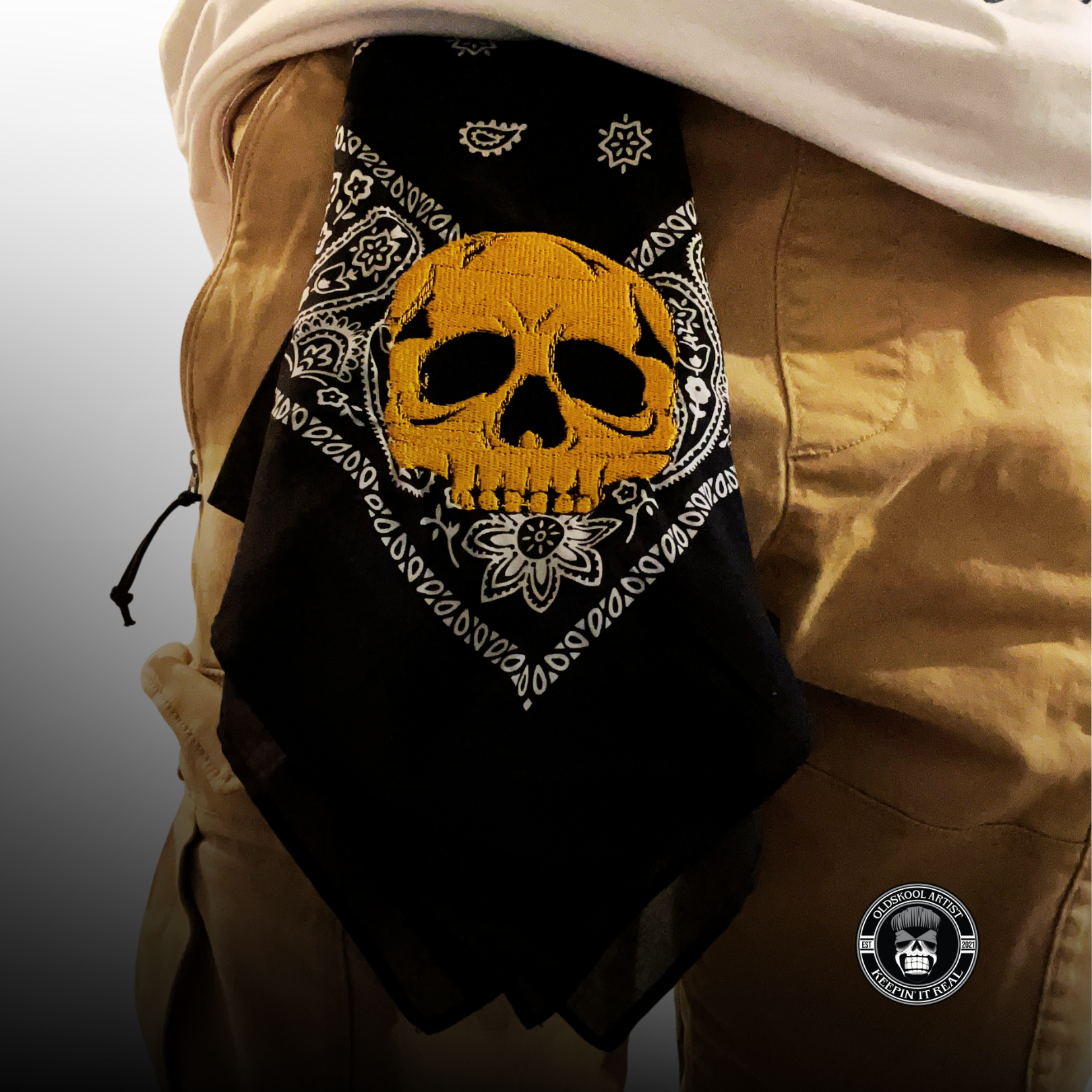 Skull bandana V2.png