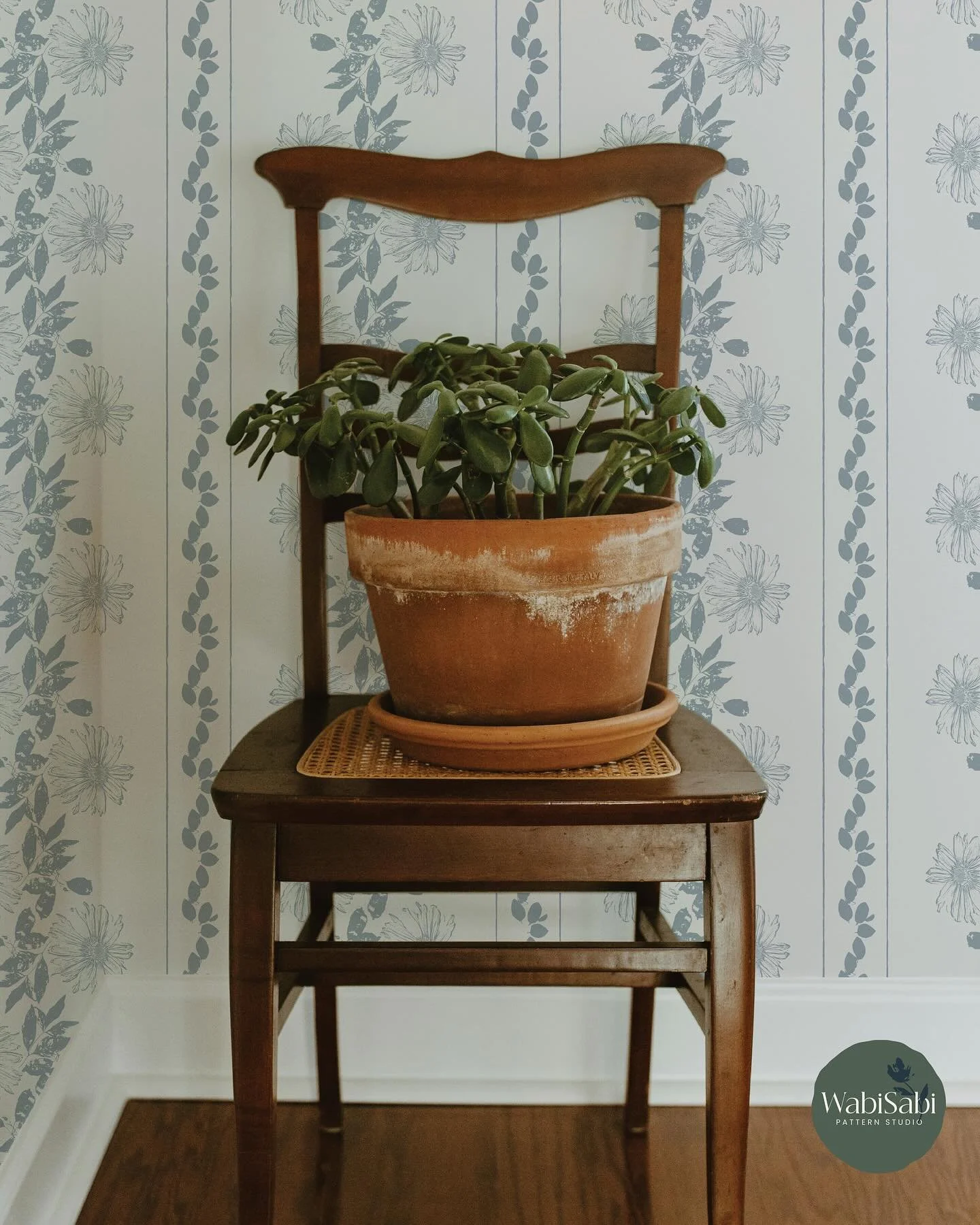 New botanicals collection has been uploaded to my @spoonflower shop.  Created in soft natural palettes, made to mix and match, bringing a quiet charm into your spaces.
Now&rsquo;s the perfect time to try them with Spoonflower&rsquo;s 30% off wallpape