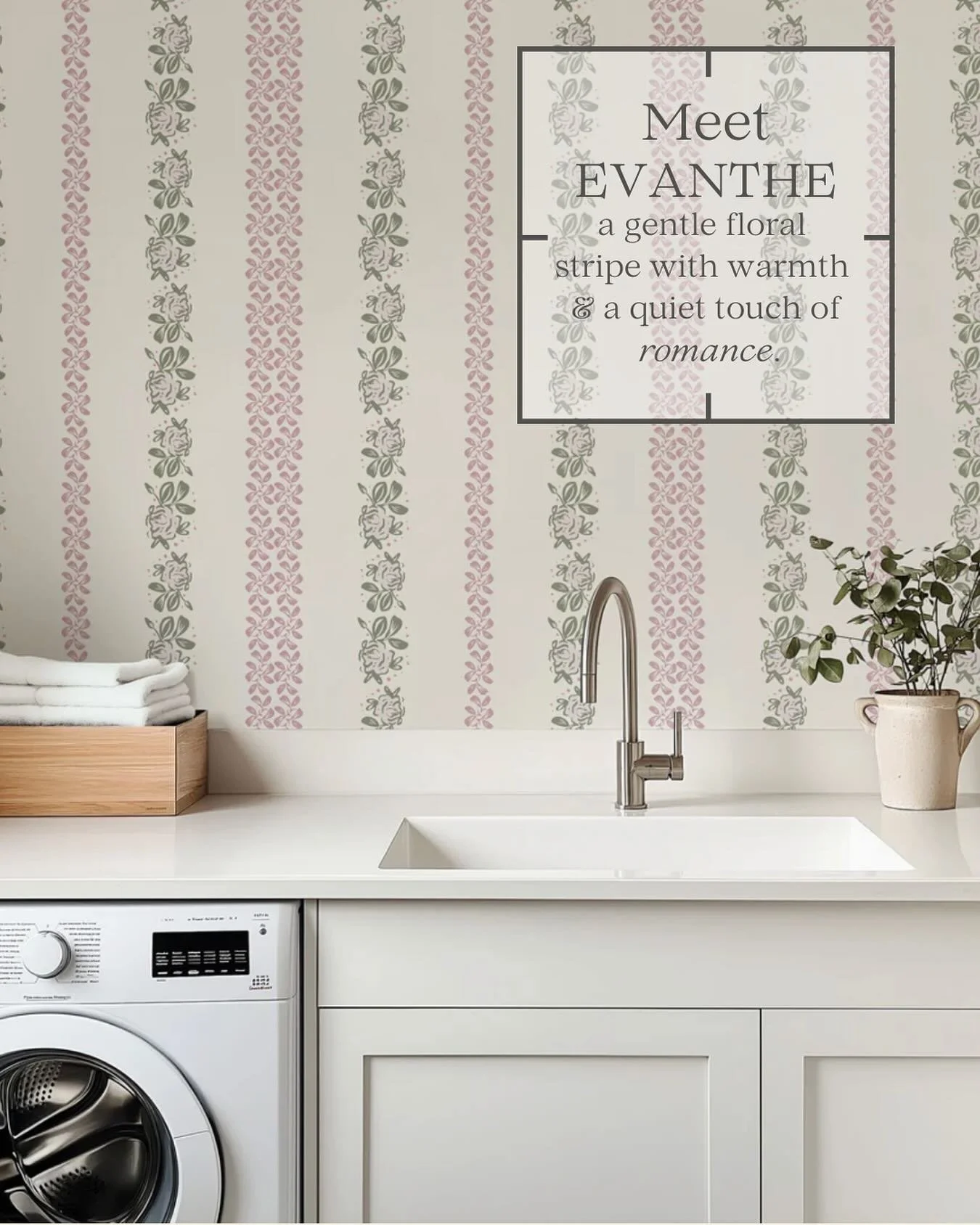 If you&rsquo;ve been thinking about a little redecorating, now&rsquo;s the perfect time&hellip;and all without the commitment. @loomwell has beautiful peel-and-stick wallpaper that brings the loveliest texture and an easy refresh to any room. 
✨And i