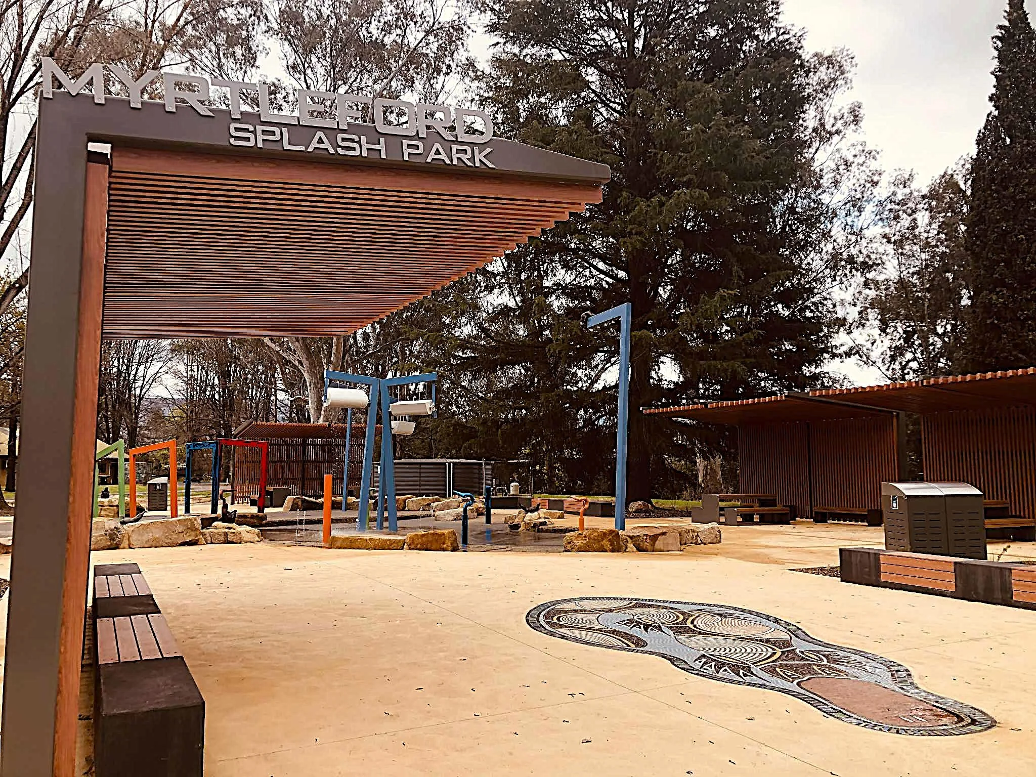 water-features-by-design-australia-waterplay-splash-pad-water-playgrounds-commercial-spray-park-design-ground-sprays-interactive-water-features-childcare-centre-community-play-spaces-nature-play-aquatic-play-equipment.jpg