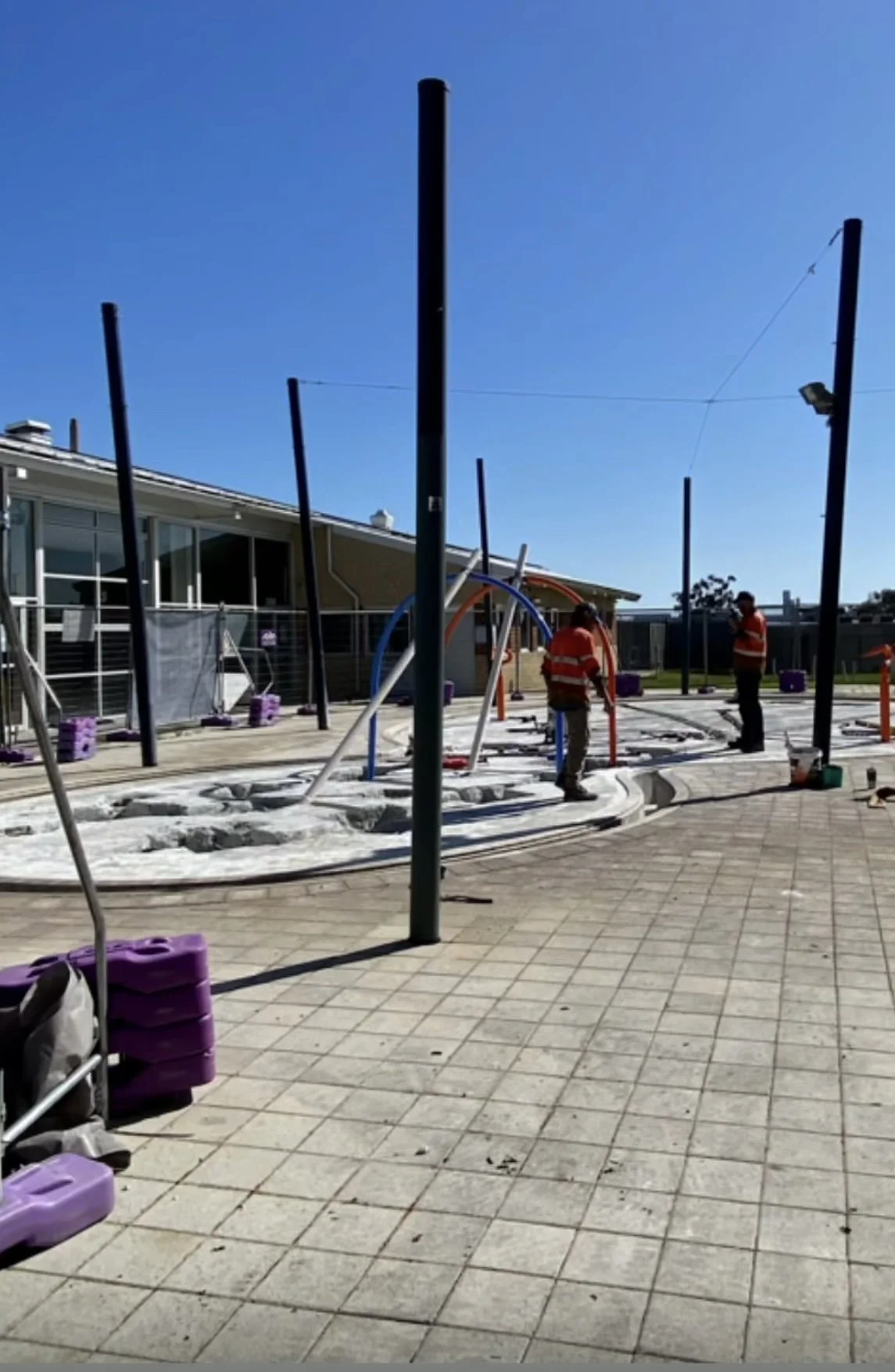 water-features-by-design-australia-waterplay-splash-pad-water-playgrounds-commercial-spray-park-design-ground-sprays-interactive-water-features-childcare-centre-community-play-spaces-nature-play-aquatic-play-equipment.jpg