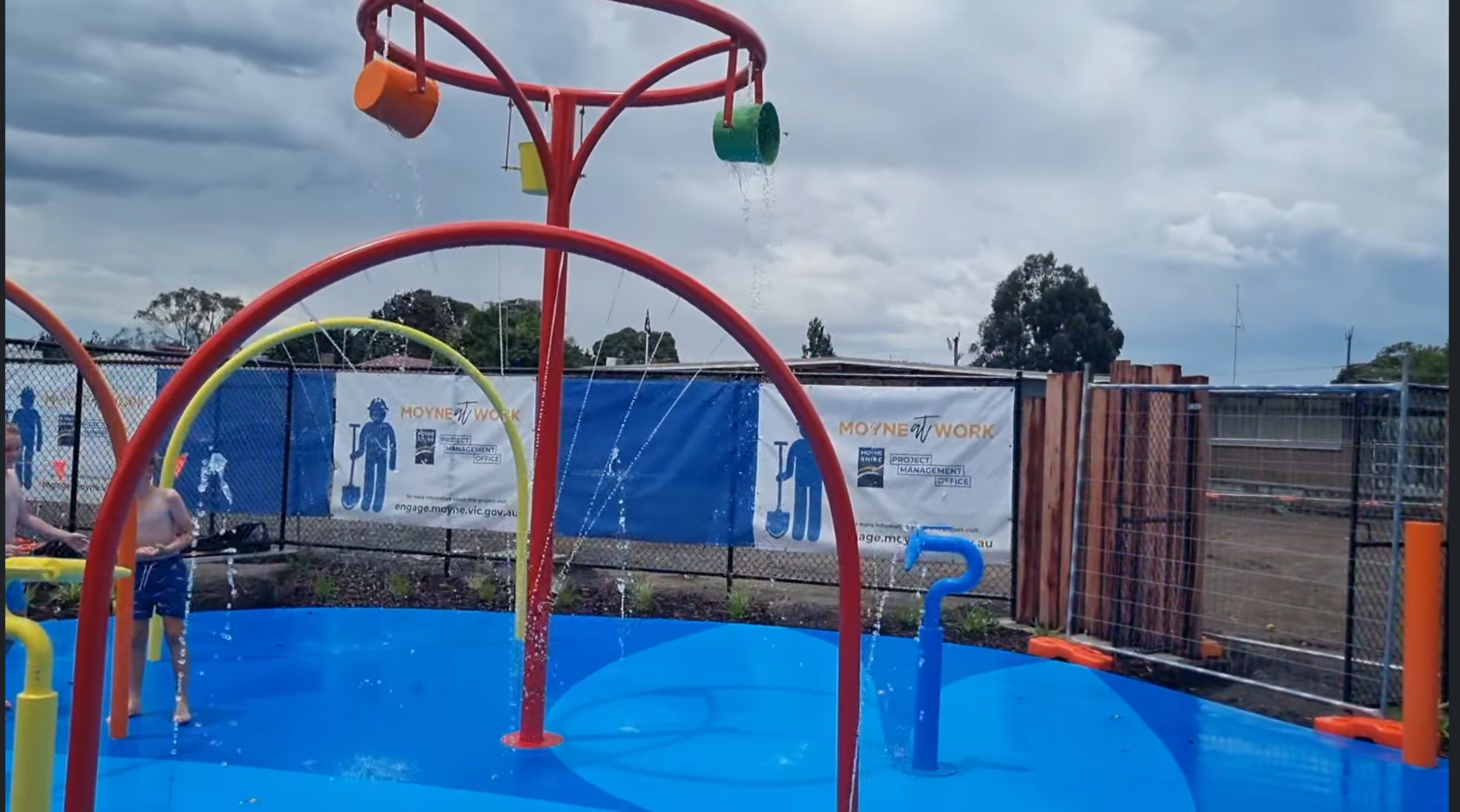 Macarthur-water-features-by-design-australia-waterplay-splash-pad-water-playgrounds-commercial-spray-park-design-ground-sprays-interactive-water-features-childcare-centre-community-play-spaces-nature-play-aquatic-play-equipment.PNG