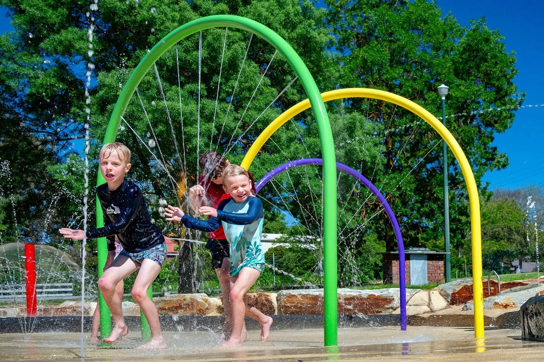 wfbd-water-features-by-design-australia-waterplay-splash-pad-water-playgrounds-commercial-spray-park-design-ground-sprays-interactive-water-features-childcare-centre-community-play-spaces-nature-play-aquatic-play-equipment
