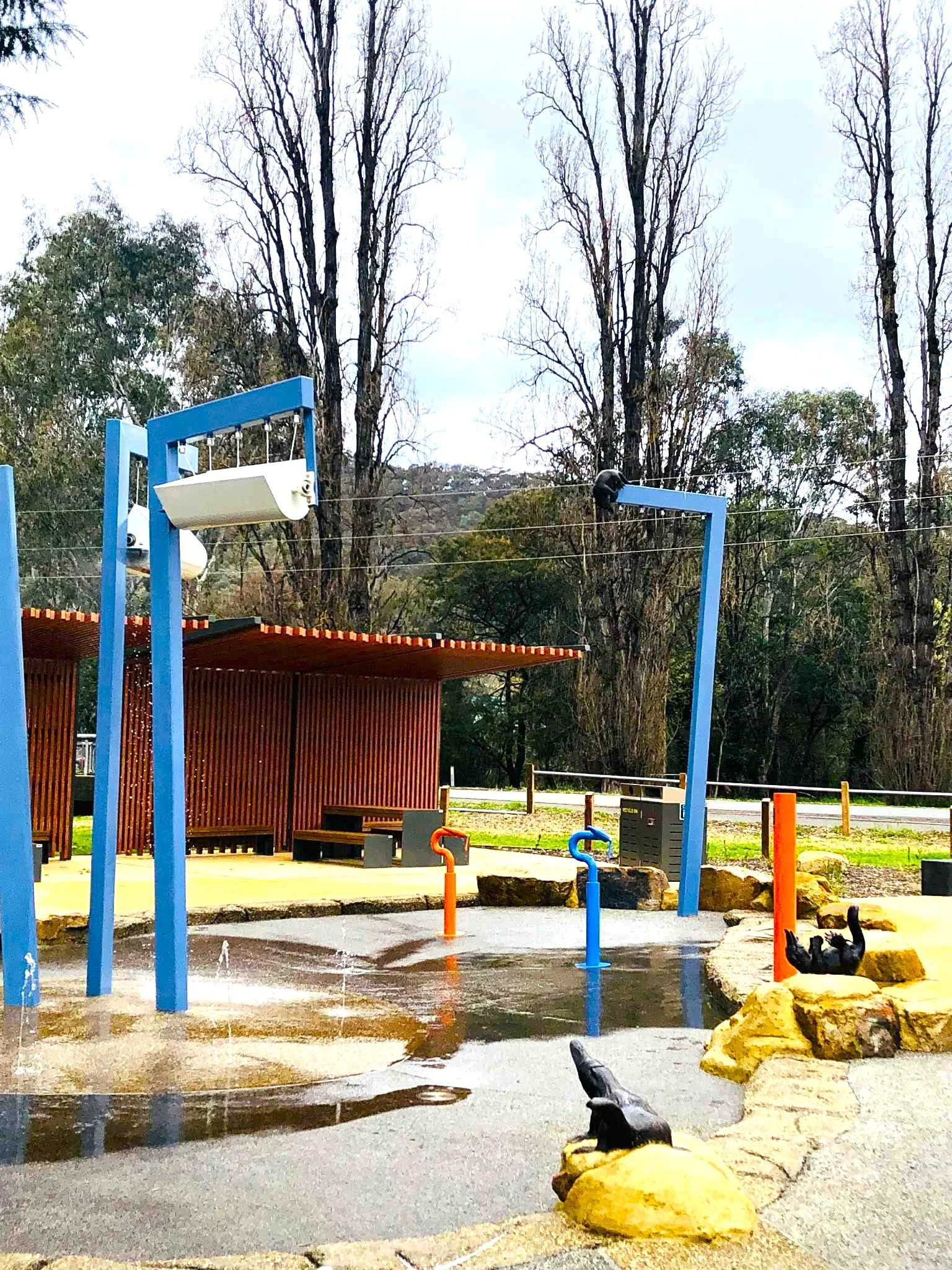 water-features-by-design-australia-waterplay-splash-pad-water-playgrounds-commercial-spray-park-design-ground-sprays-interactive-water-features-childcare-centre-community-play-spaces-nature-play-aquatic-play-equipment.jpg