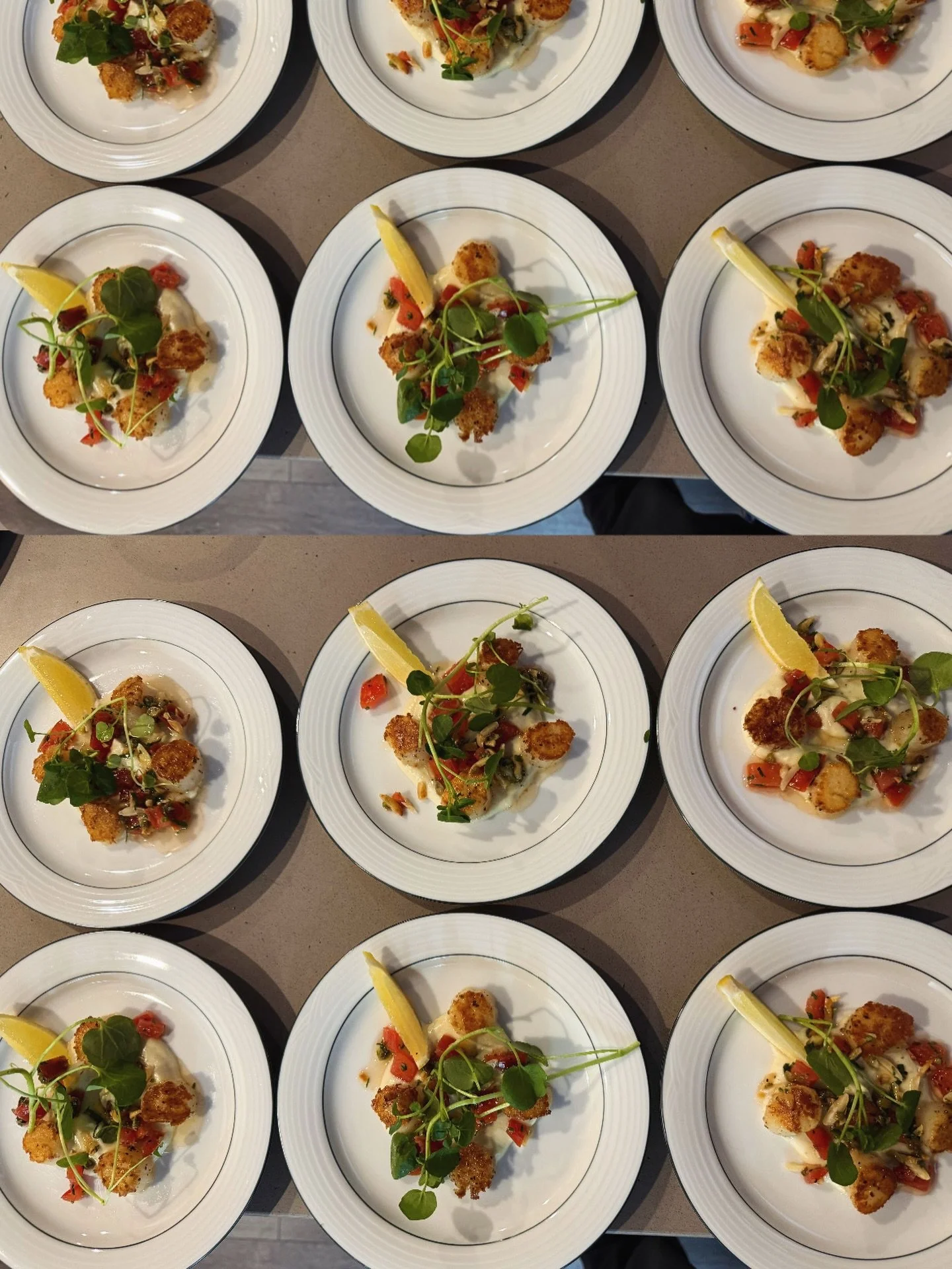 Our Chef &amp; Clients&rsquo; Top Pick for Entr&eacute;e: Golden seared scallops on buttery mash, with crispy pancetta and a roasted tomato glow 🤤😋

#sundayluncheon #privatepartycatering #adelaidecaterer #adelaidecatering #adelaideevents