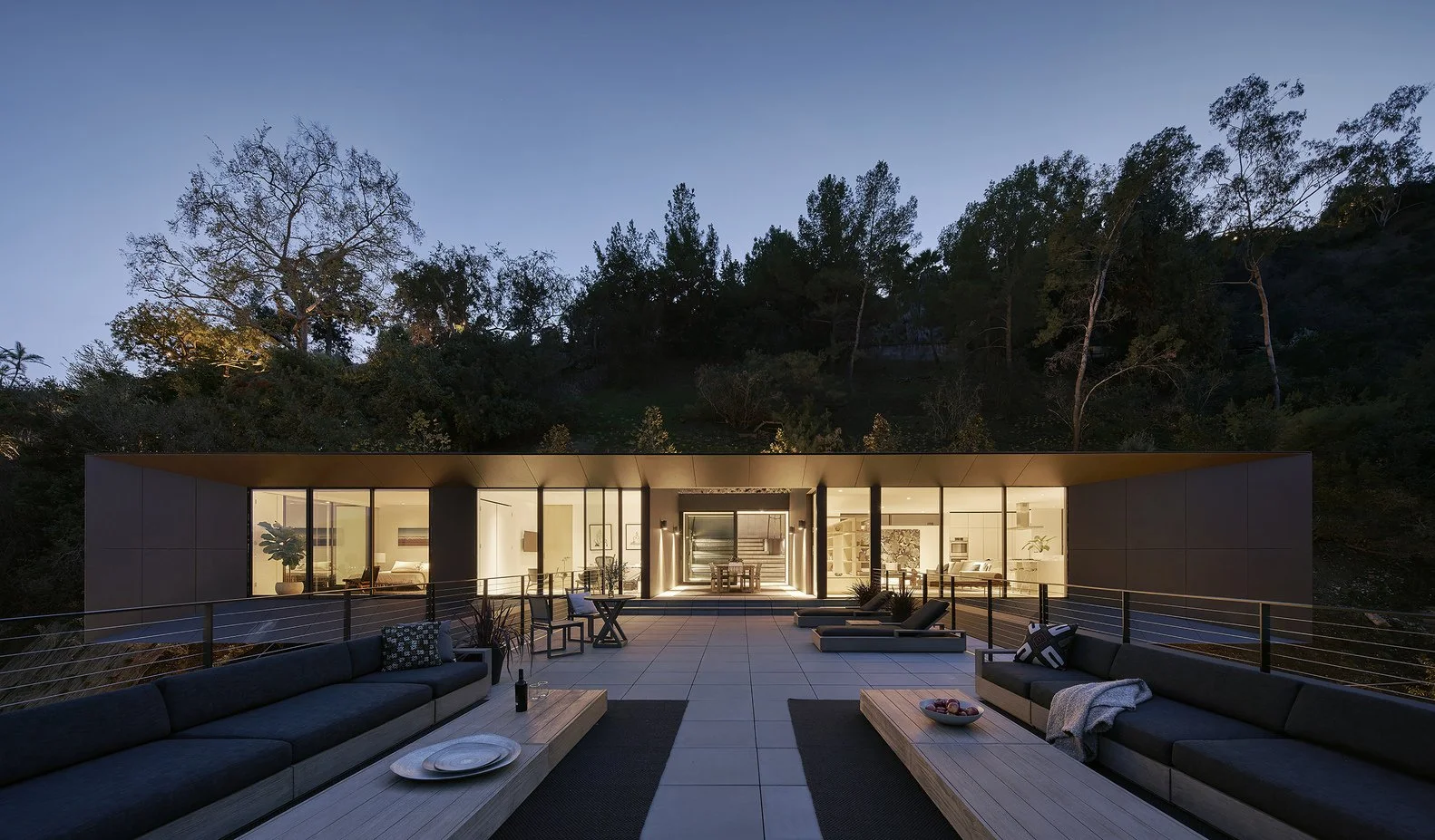 LR2 house pasadena