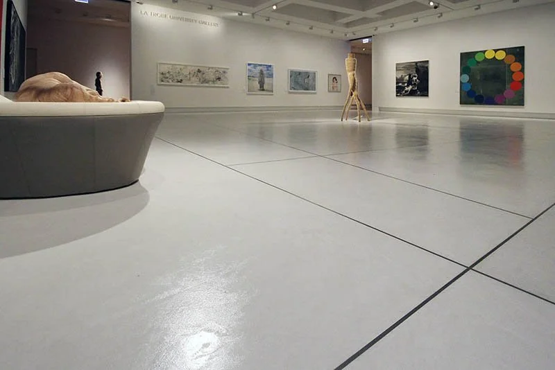 Gallery floor