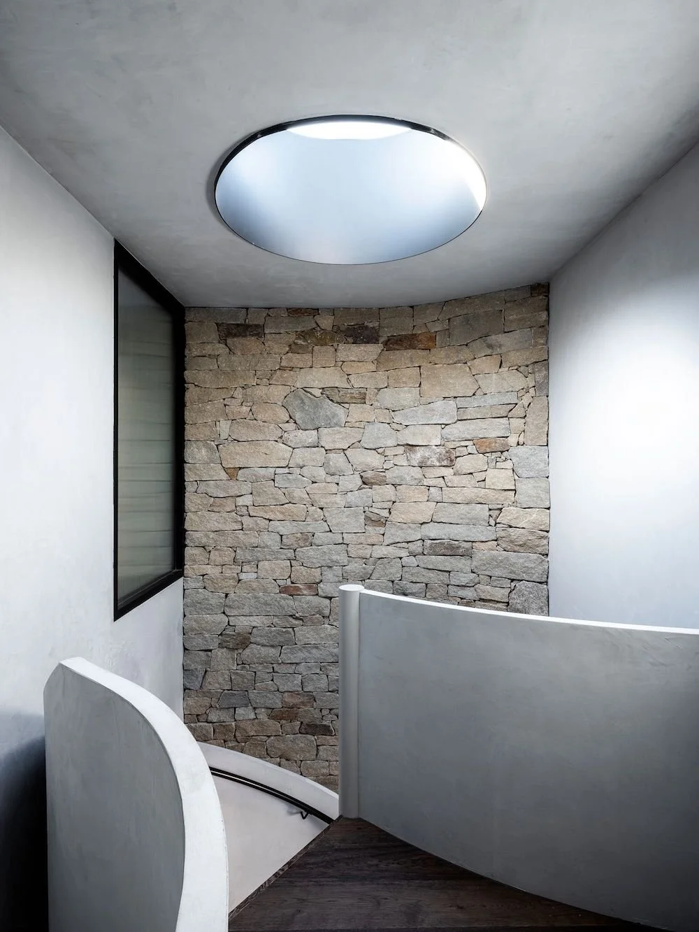 x-bond microcement walls, floor, staircase