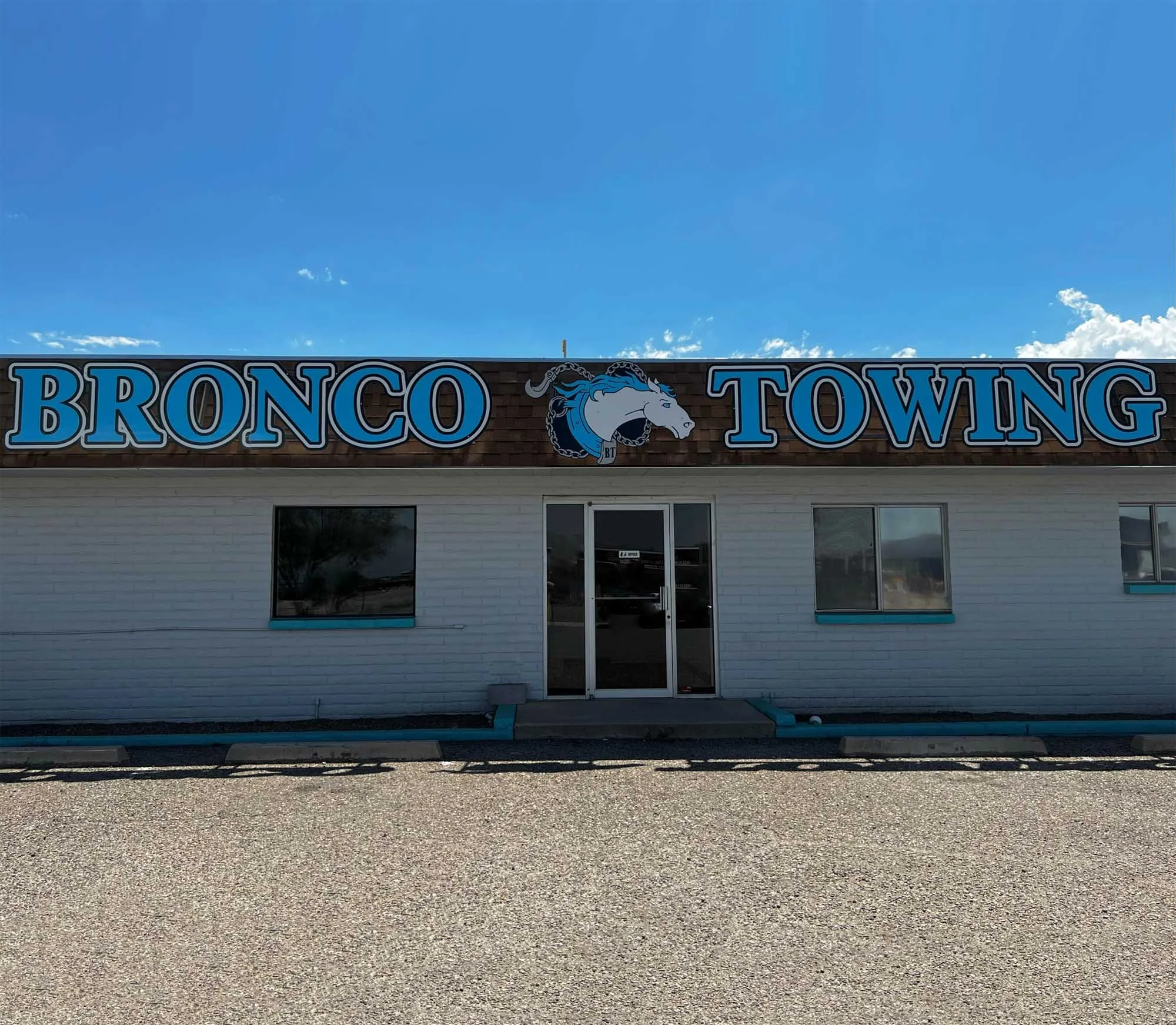 Bronco Towing Vehicle Storage Lot