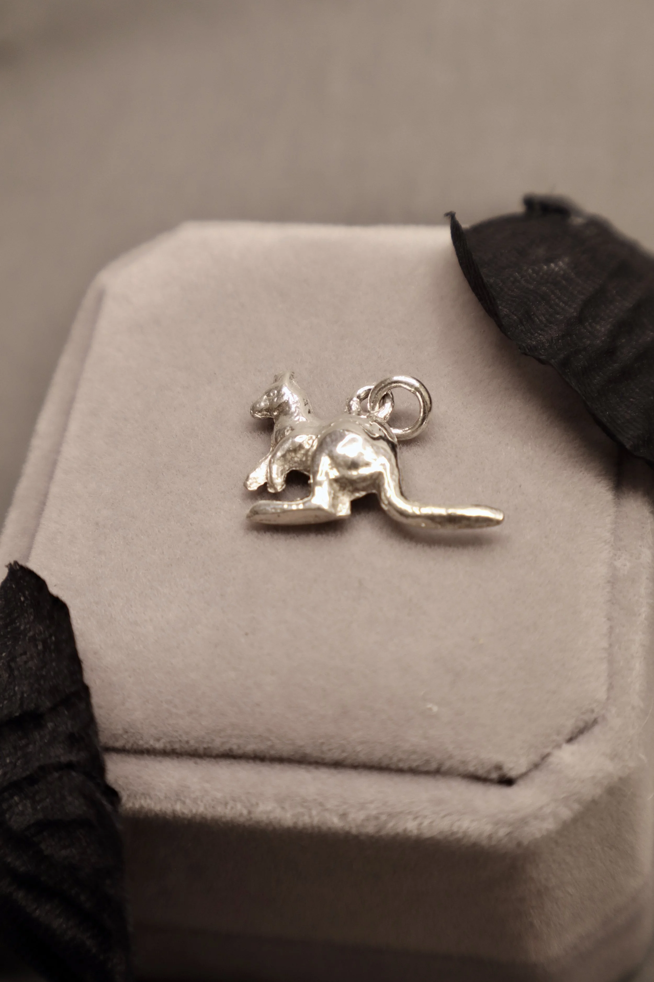 Kangaroo Charm - Silver