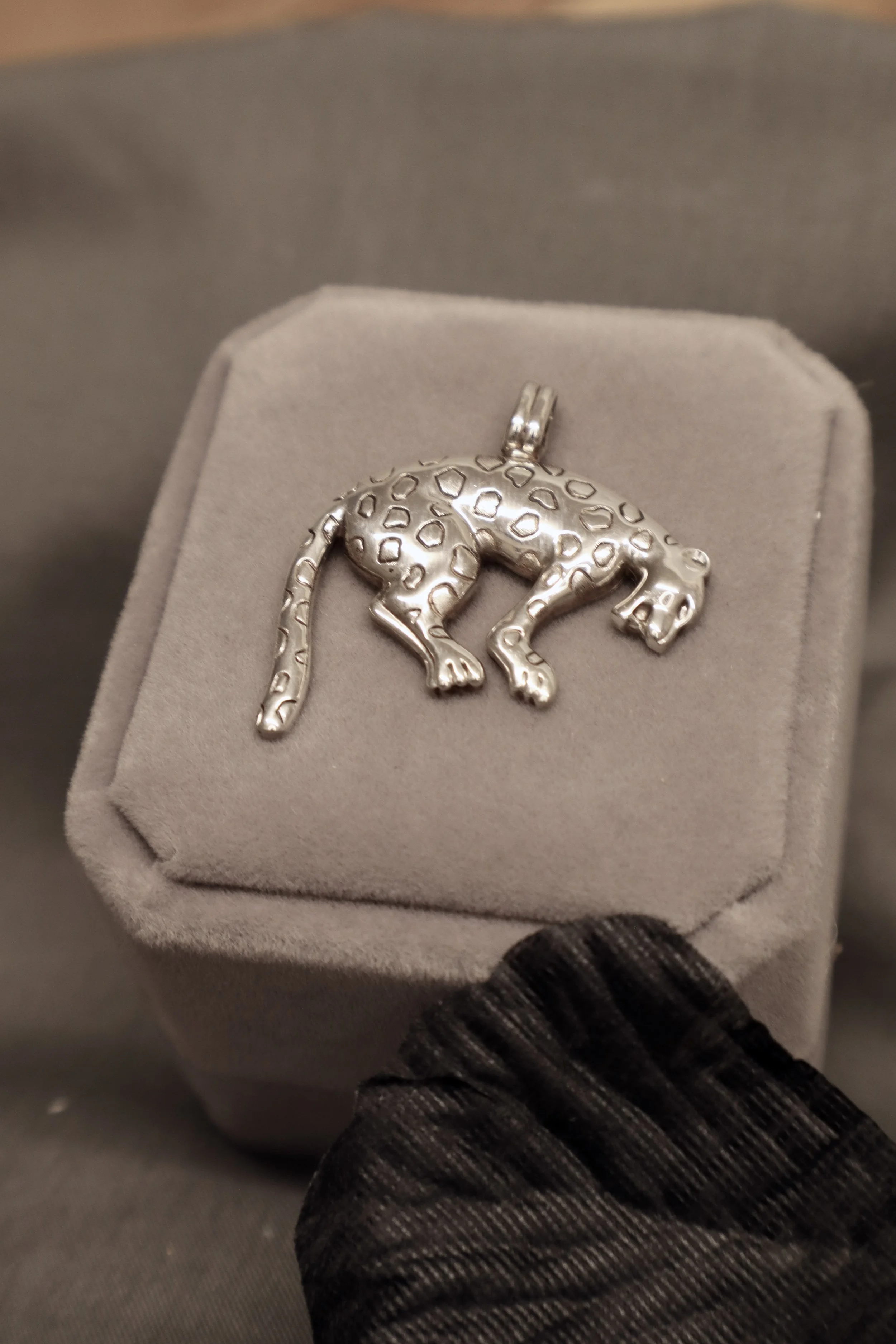 Sterling Silver Leopard Pendant