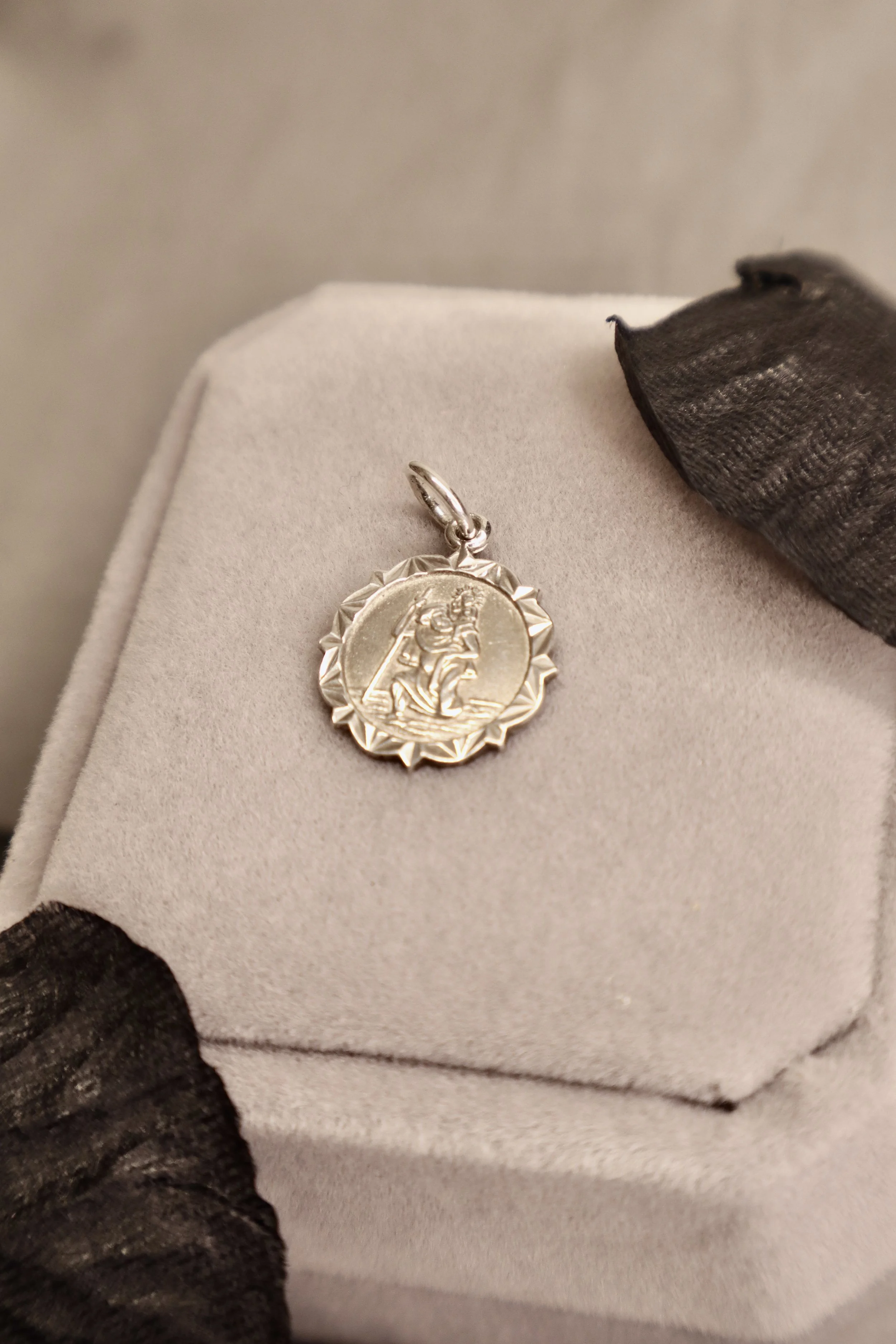 Scalloped St Christopher - Silver