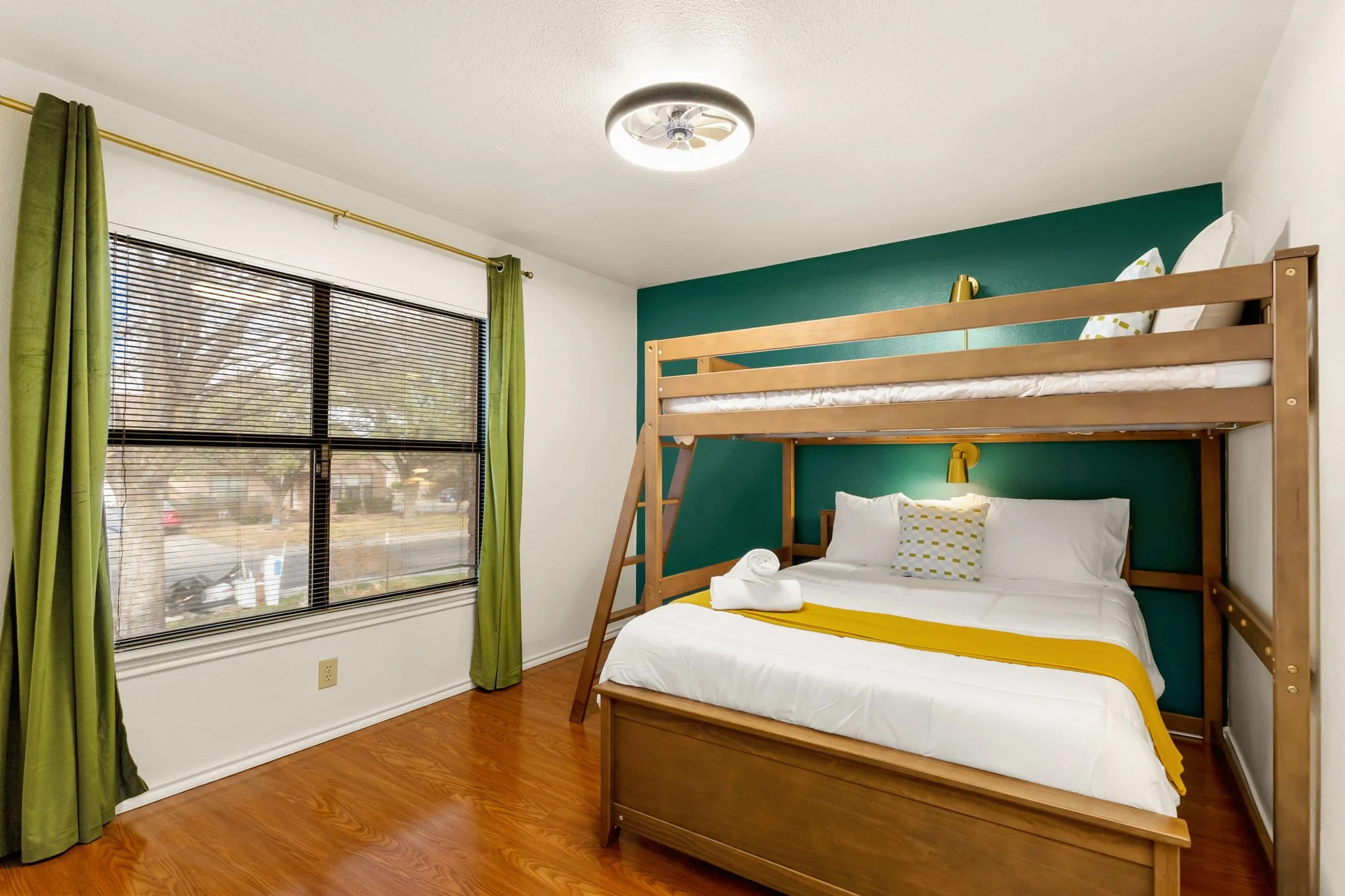 19-web-or-mls-5W6A5292 (2).jpg