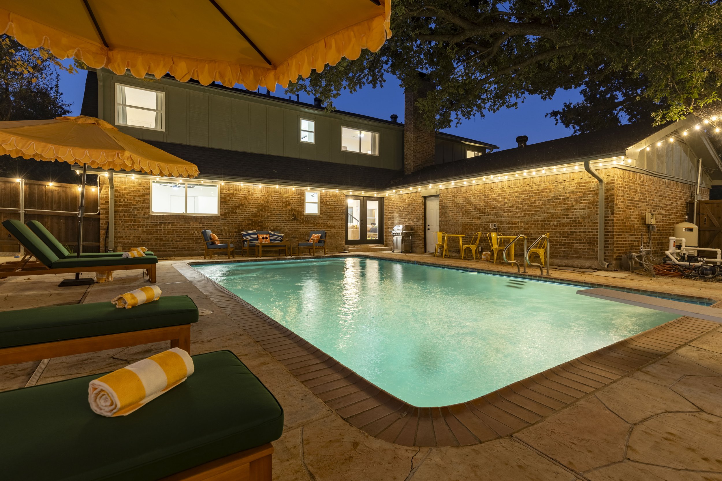 Backyard Pool - Twilight - 5.jpg