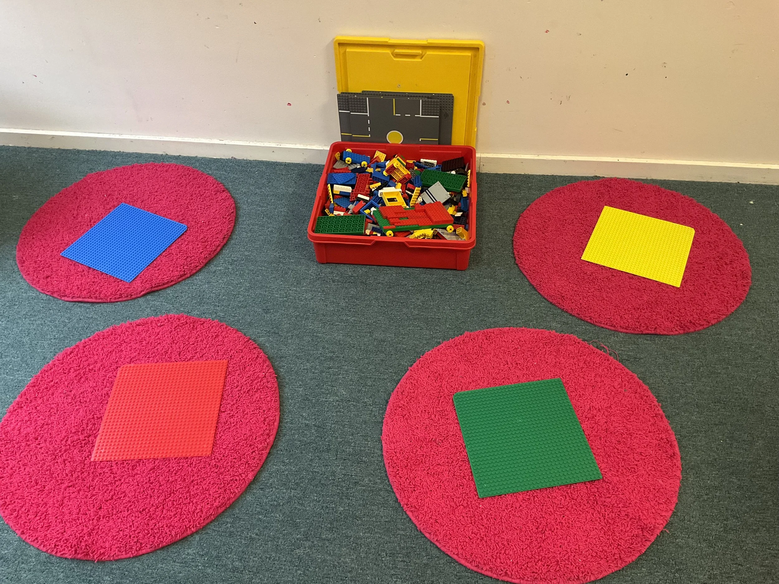 Mini Lego Building Area