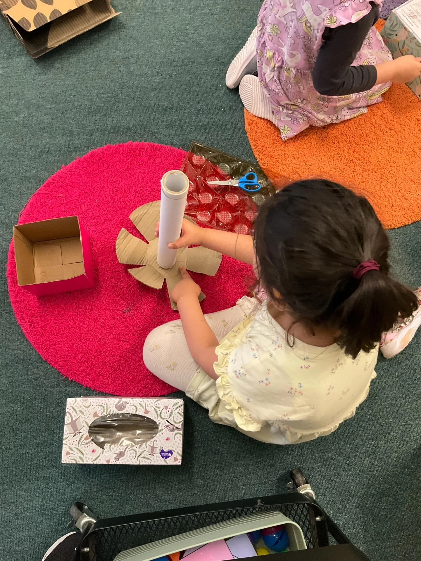 Loose parts play encourages children to ask, &ldquo;What can this become?&rdquo; 🤔

It invites children to investigate, design and construct using a range of open-ended materials. 

With no &ldquo;right&rdquo; or &ldquo;wrong&rdquo; way to build, ch