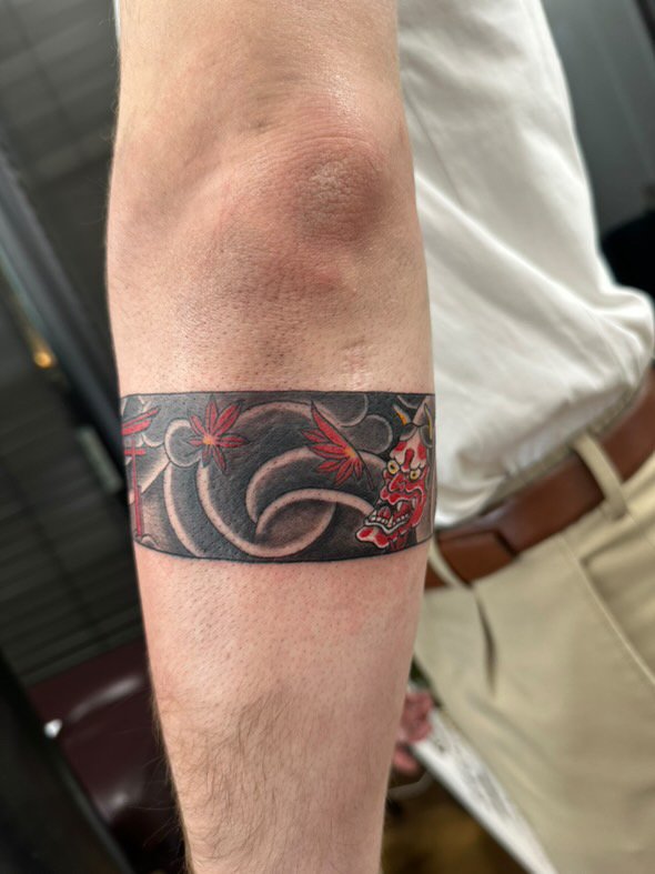 M fuji armband 1.jpeg