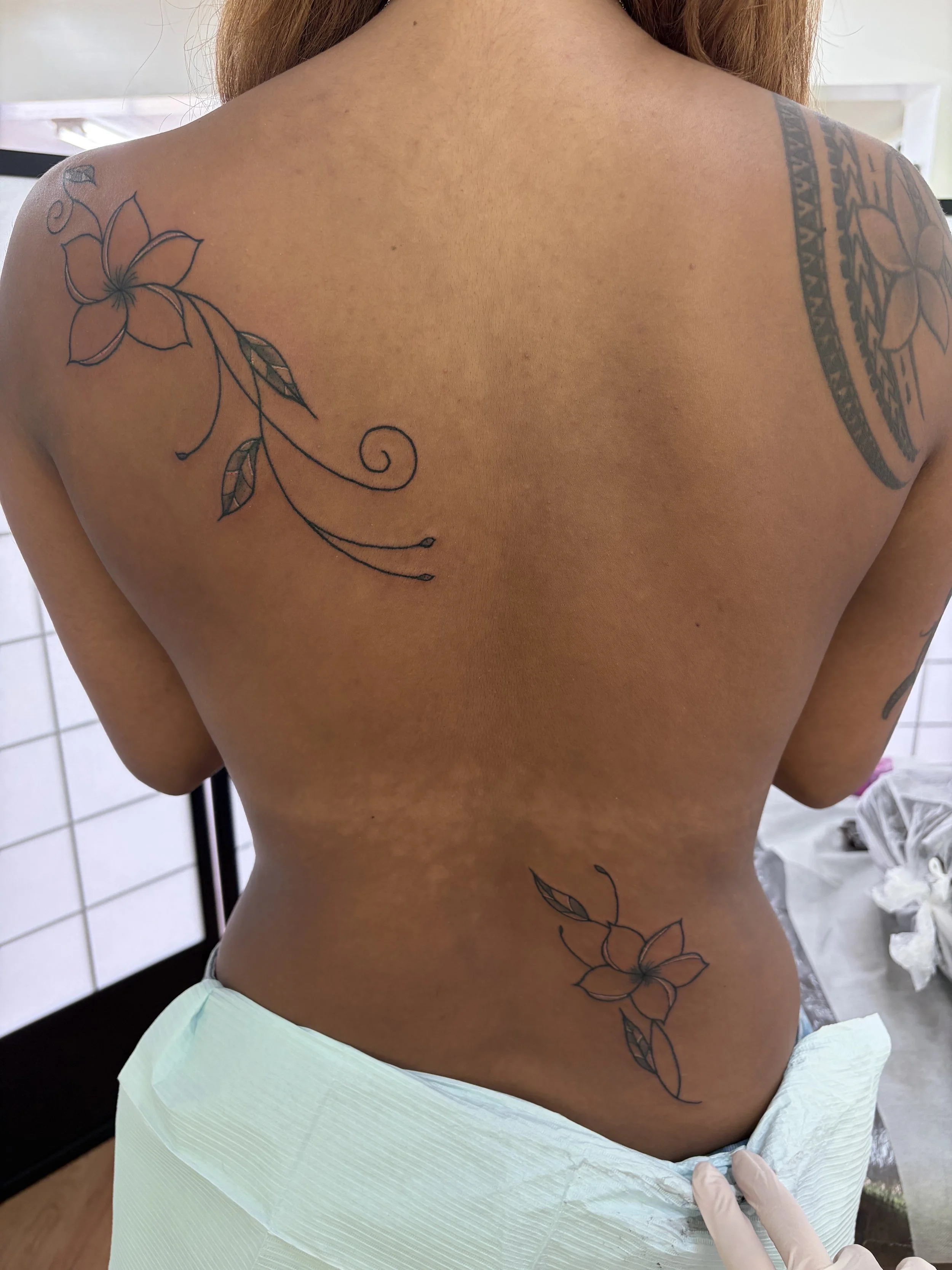 girls floral back.JPG
