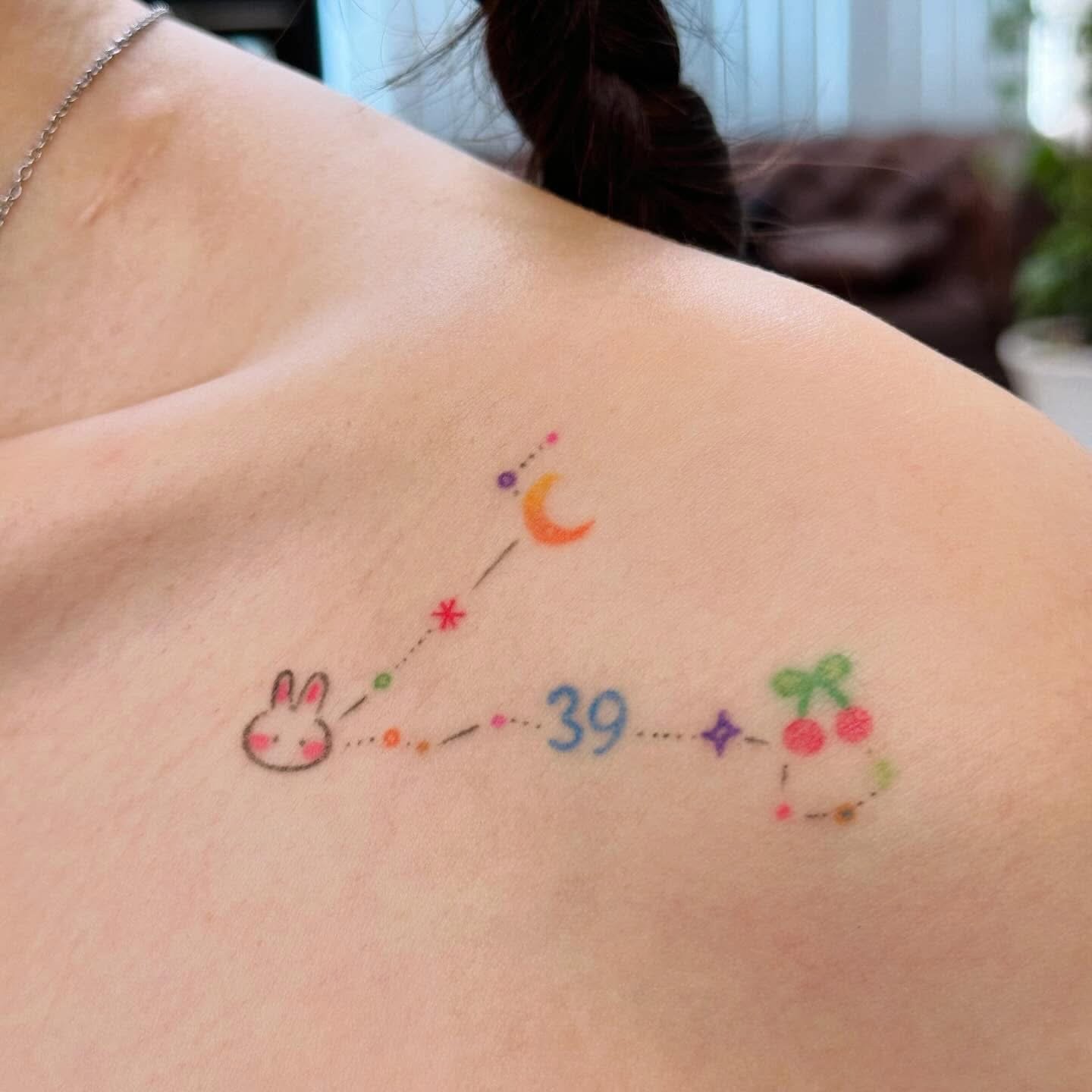 tiny color collarbone.jpeg
