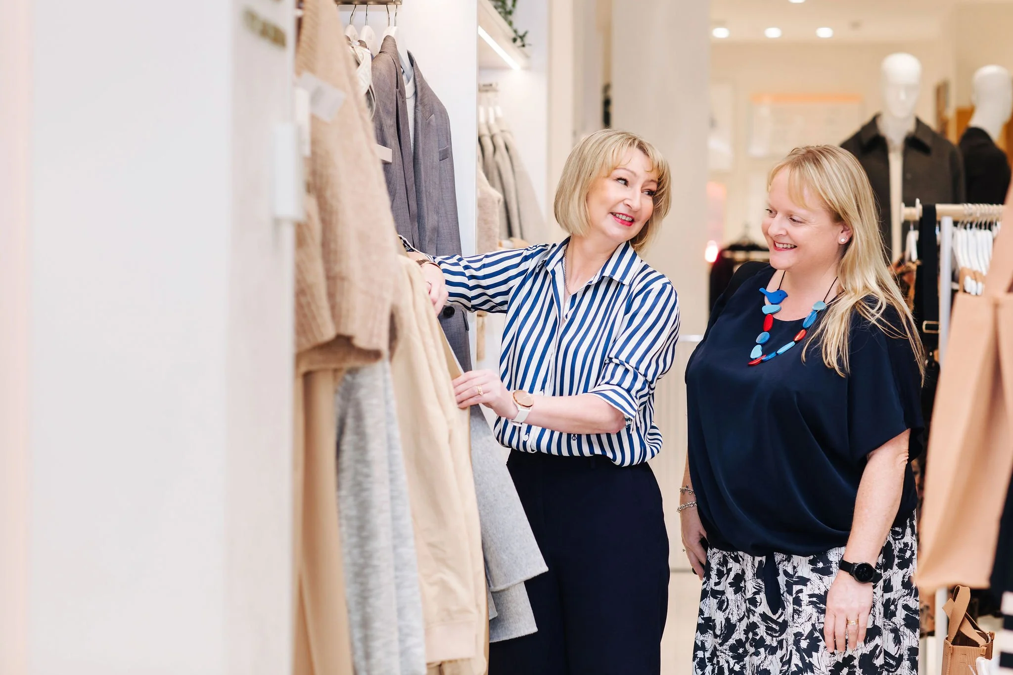 Add a 90 Min Personal Shopping experience to find your seasonal colours in store