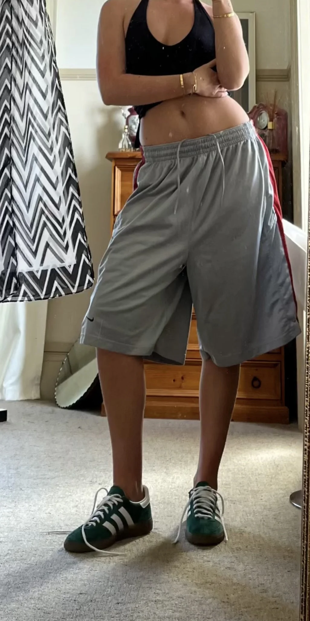 Cool streetwear fit.