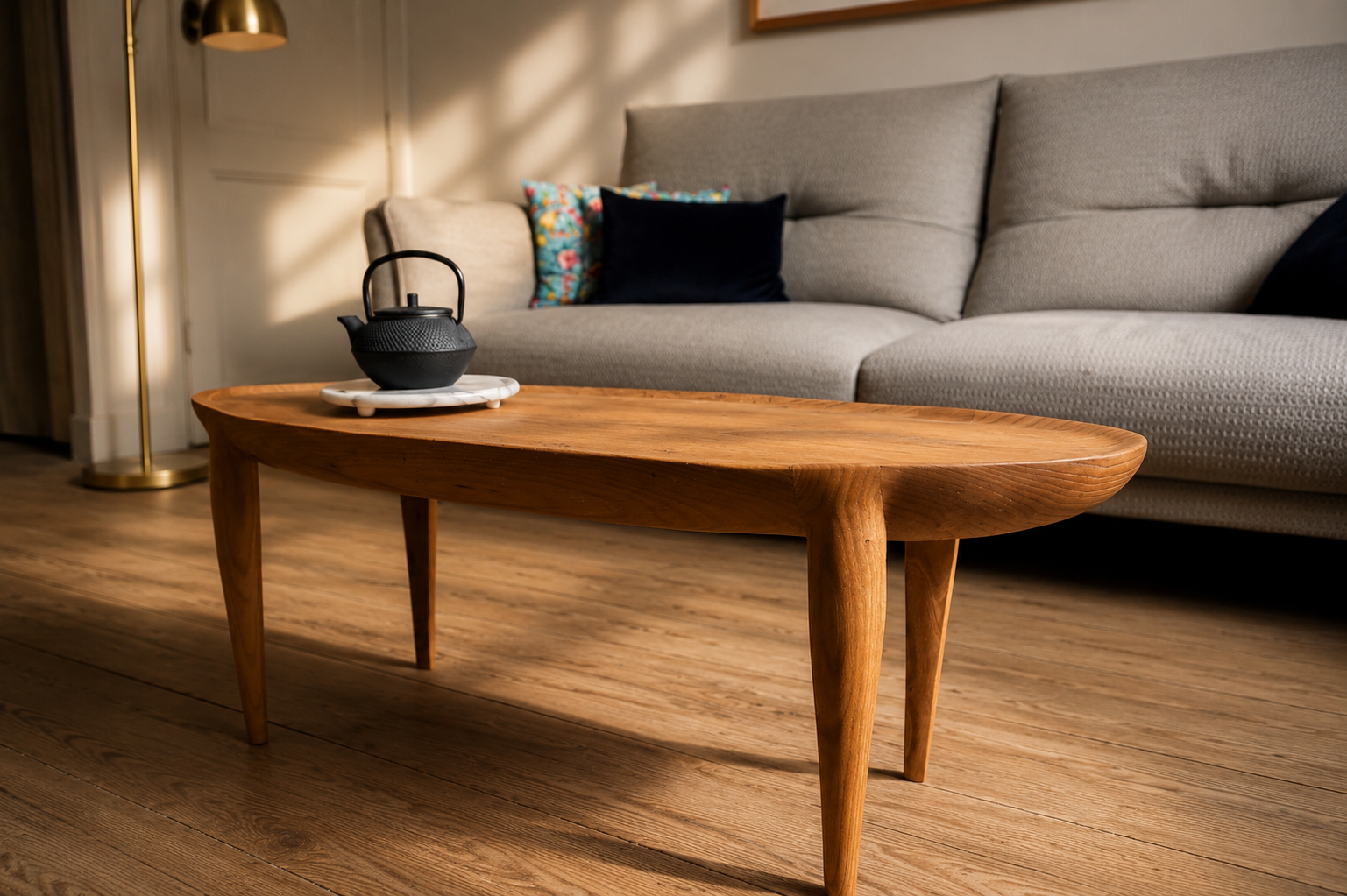 La Belle Sauvage Table Basse edited 2.png