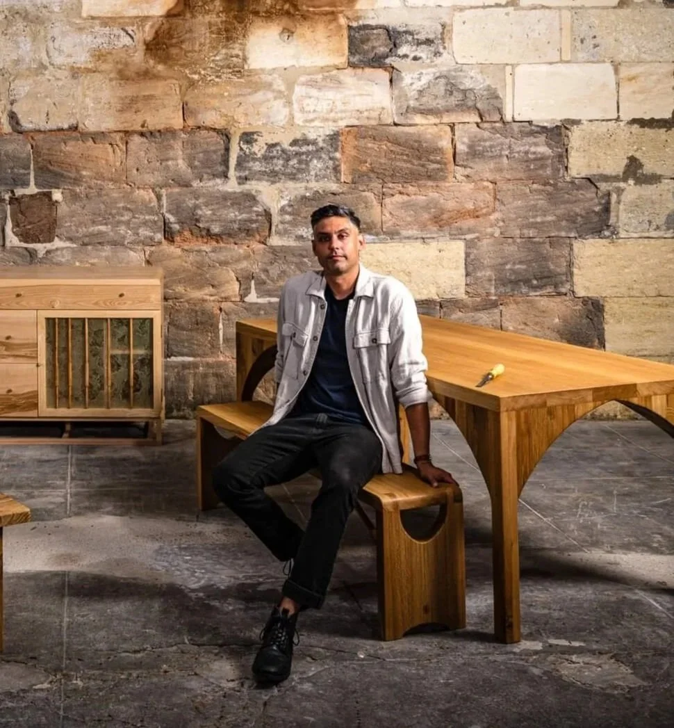 Mayuka Jaysekera, fondateur de Goat Lab Furniture et ébéniste à Bordeaux