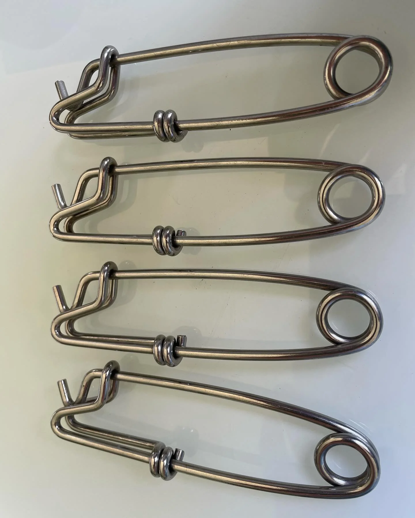 5 inch stainless shark clips, great for crabbing, or when clipping ropes to bouys or other items quickly and easily are required! These are strong heavy duty clips!
4 for $12, 8 for $20 postage and PayPal available 
 #kwikkrabba #clipsetnkrab #krabbi