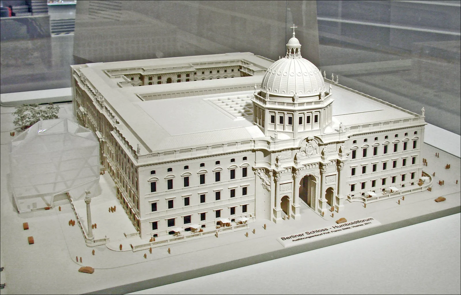 Le_projet_Humboldt-Forum_(Berlin)_(6087765939).jpg