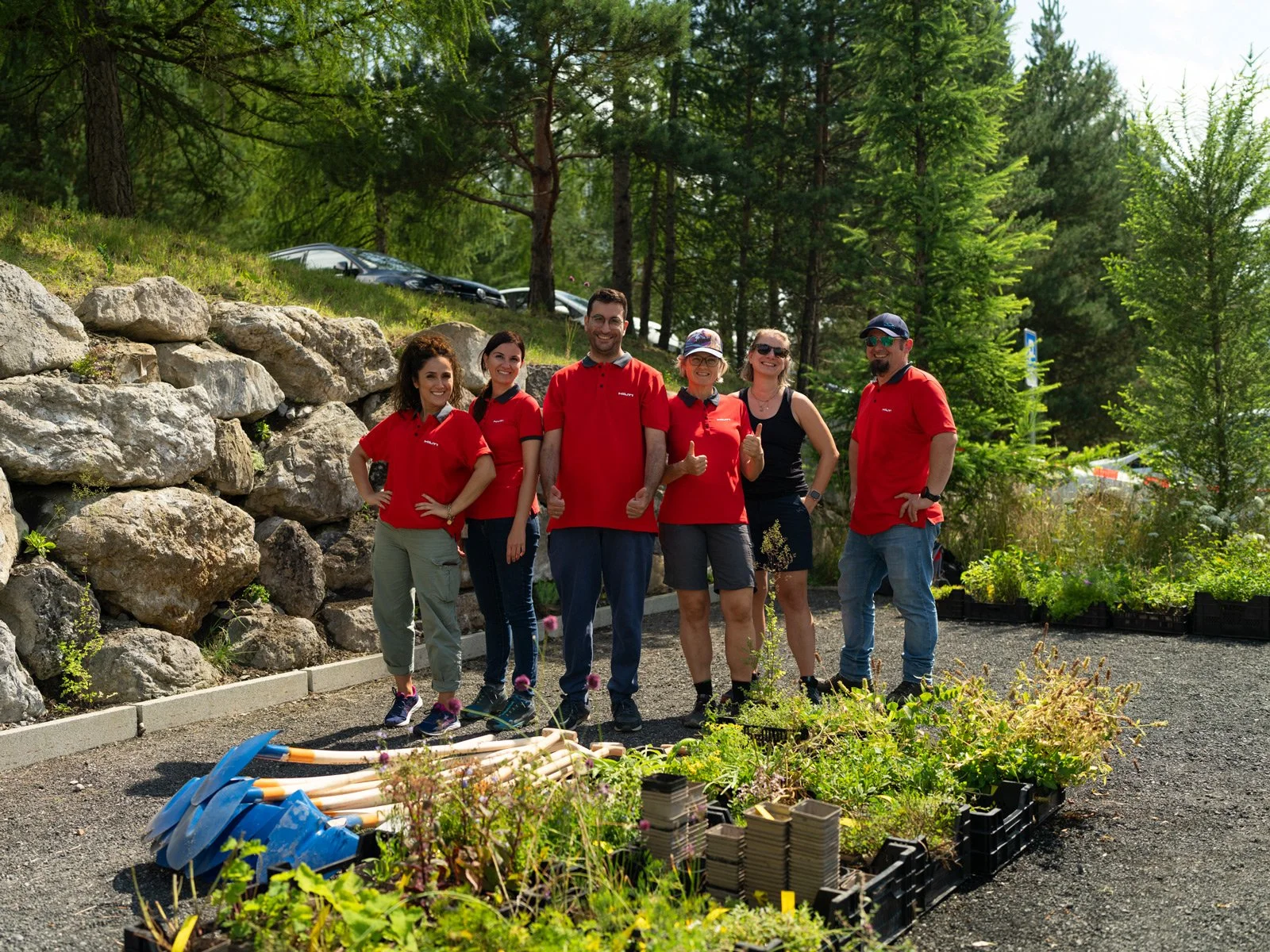 Hilti volunteers are making the headquarters more biodiverse.