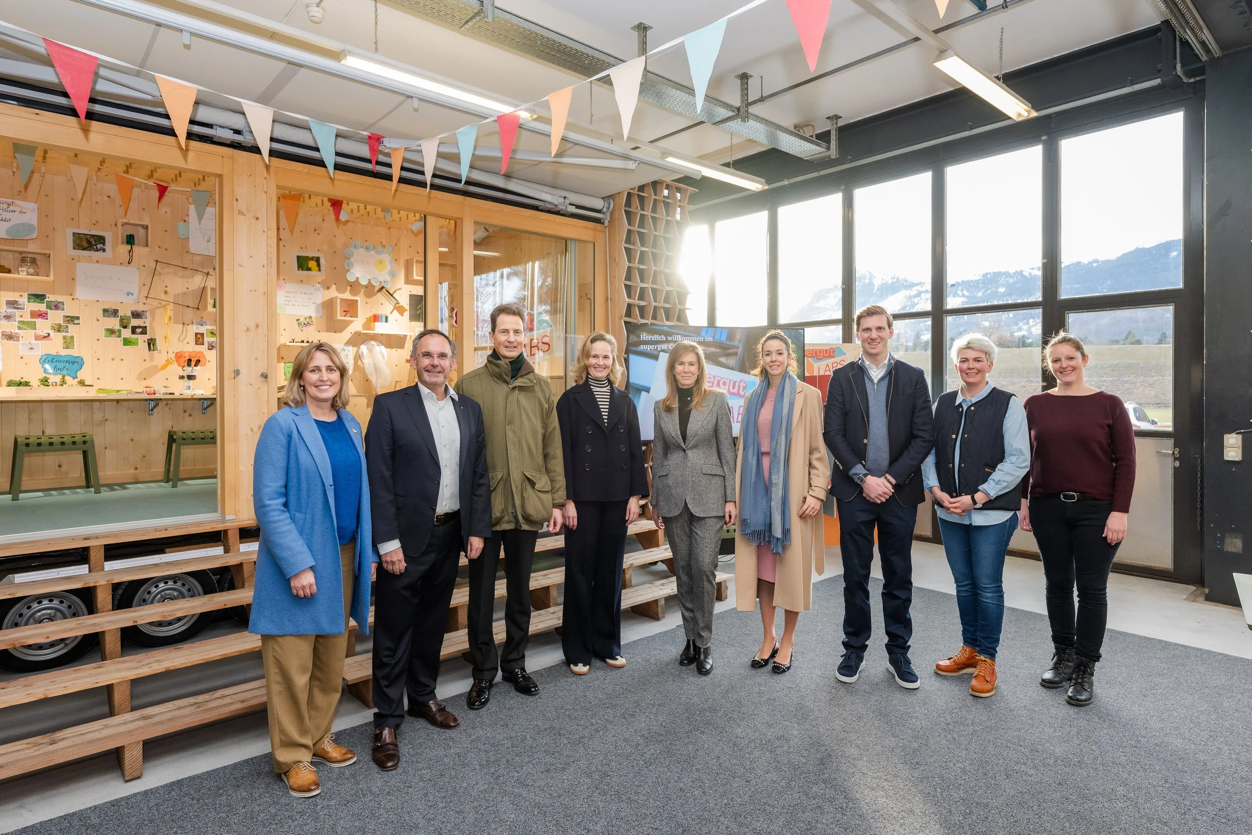 2026-01-14-HFFL-Supergut-Camp-Besuch-Erbprinzenpaar-und-Familie-Hilti-0628 (2).JPG