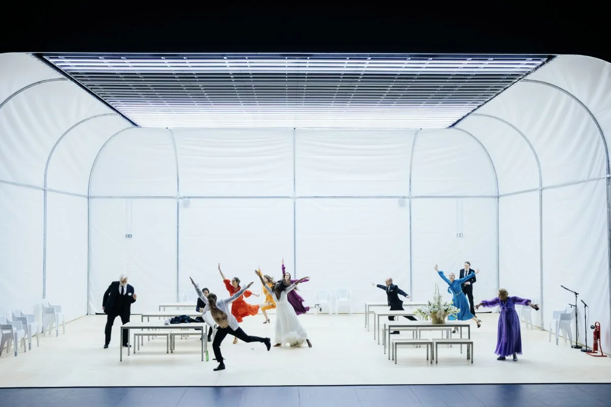 Les-consequences-de-Pascal-Rambert-_-credit-Louise-Quignon_AA7A1042-copie-1200x800 (1).jpg