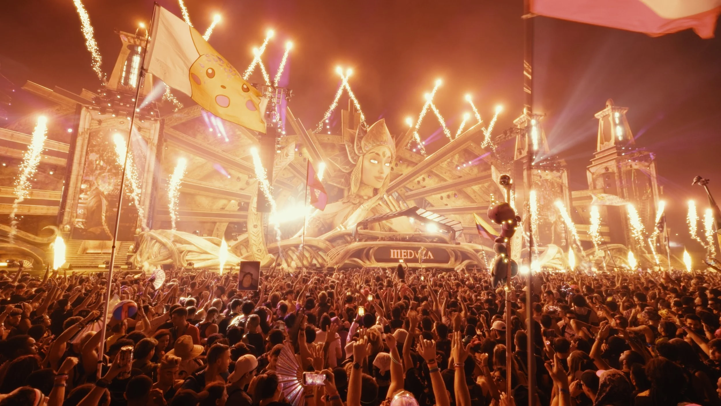 MEDUZA STILL_2.2.1.JPG