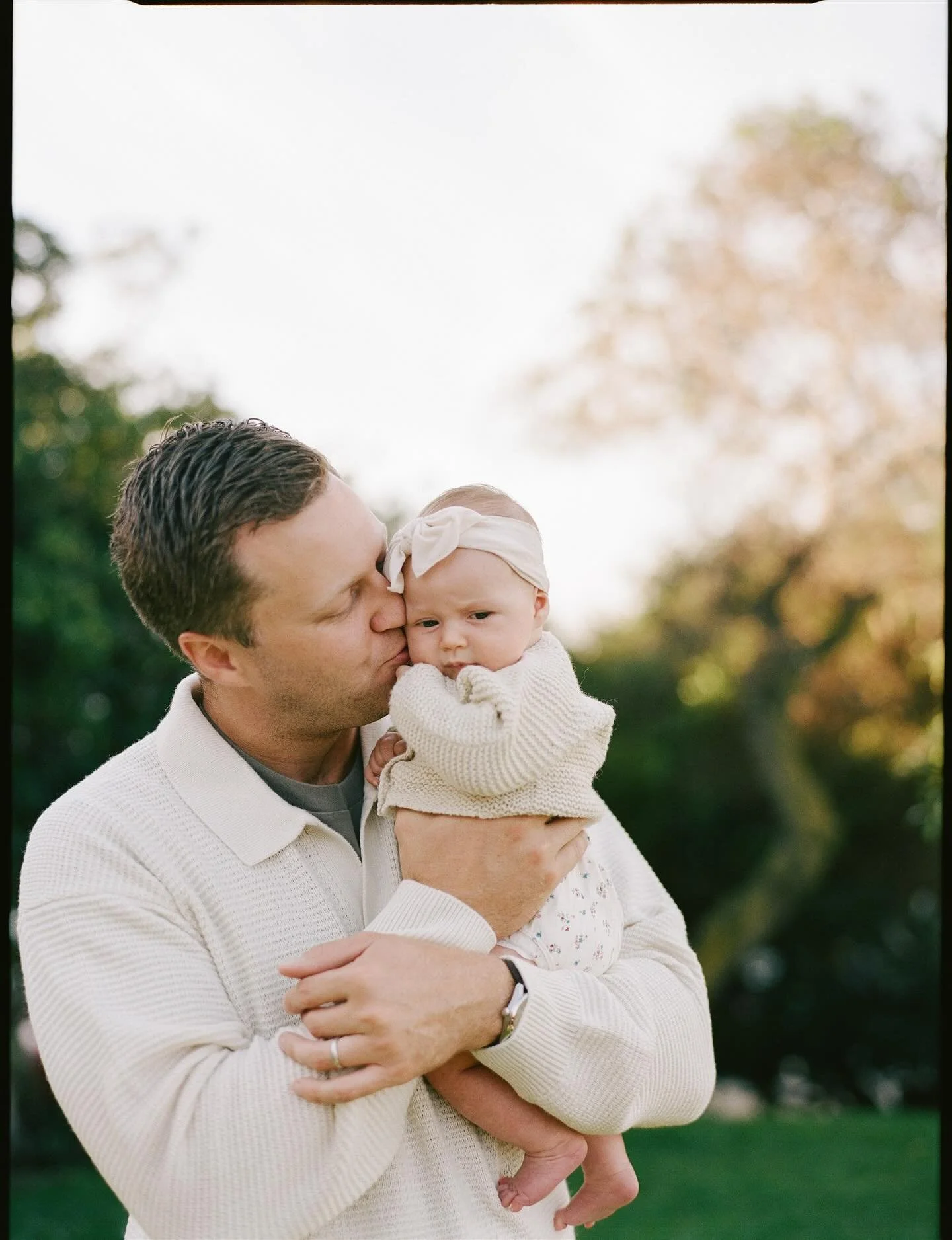 Back in the same spot we took maternity photos but this time with the newest addition to their family 🐣