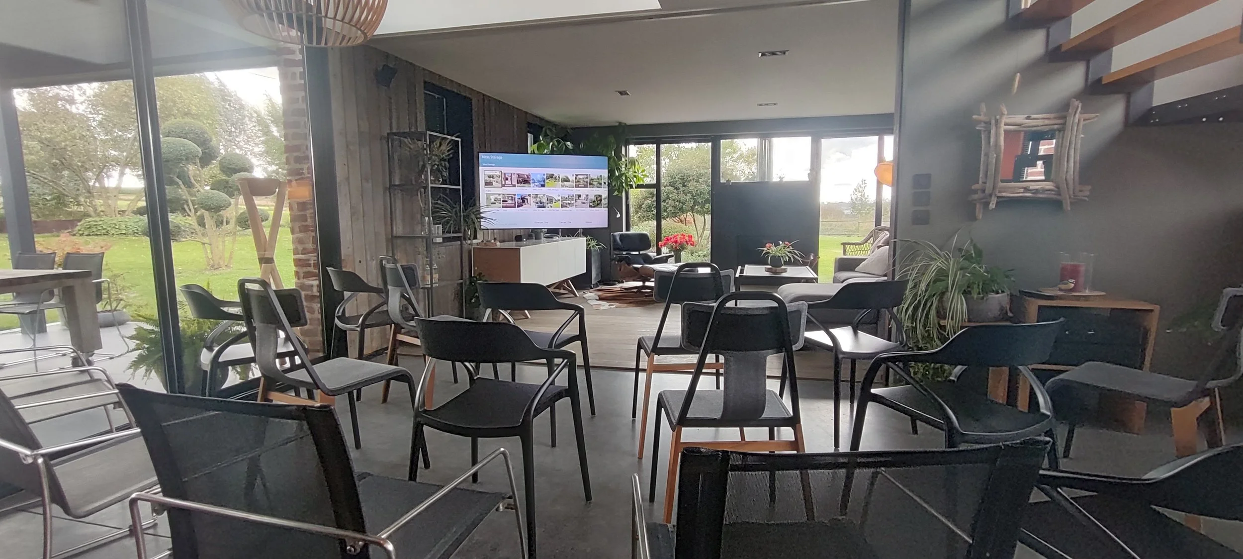 FORMAT CONFERENCE 19 PERSONNES.jpg