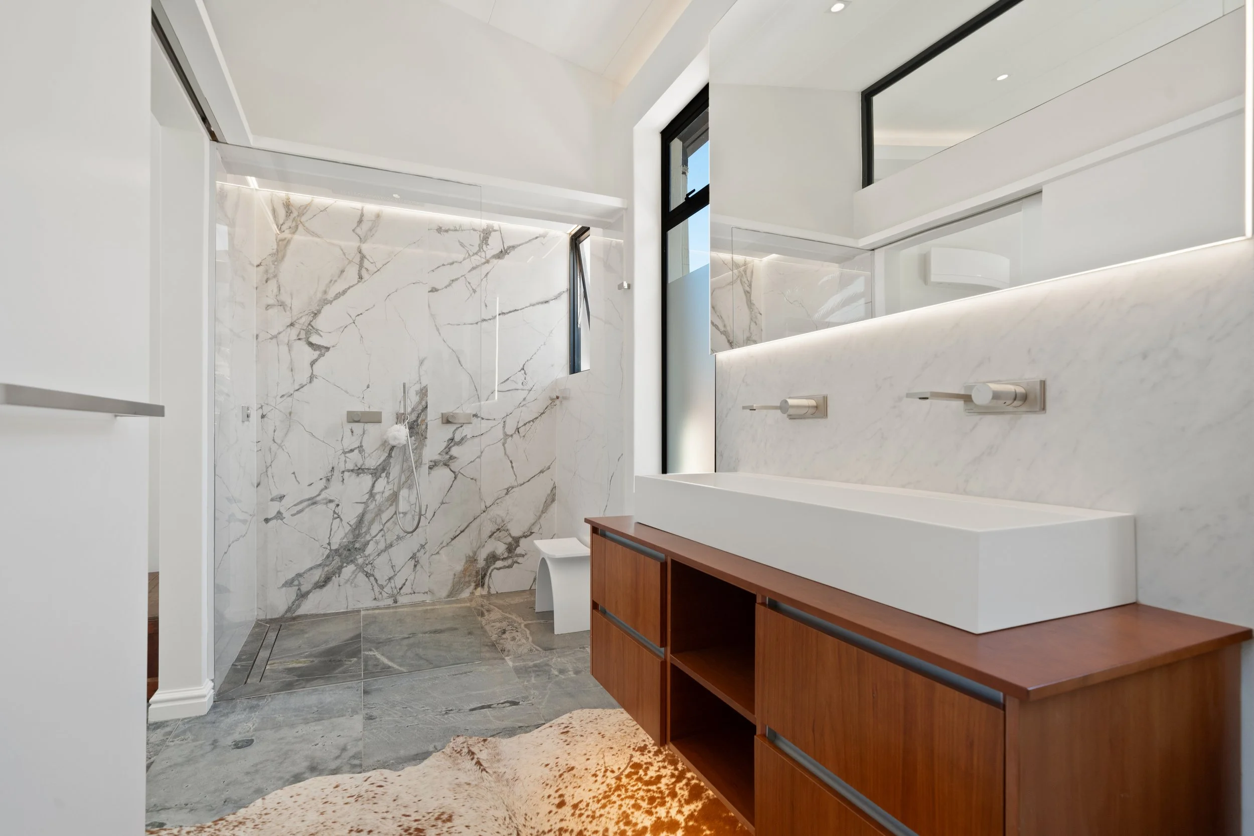 Primary bedroom 2.jpg