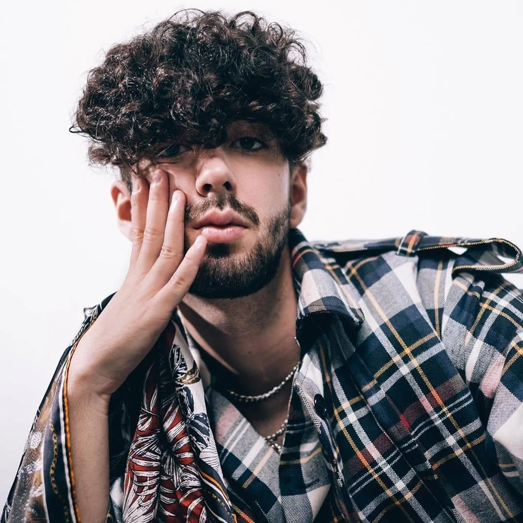 @prettieboyjohnson 🖤Photo- @sarahawkkk Styiling- @rita_prieto_alves #alexandramourapeople #alex.jpg