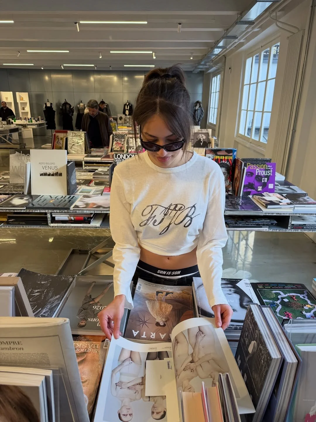 DROP NOW LIVE.FAMILY ISNT JUST BLOOD II.WE BACCC. (4).jpg