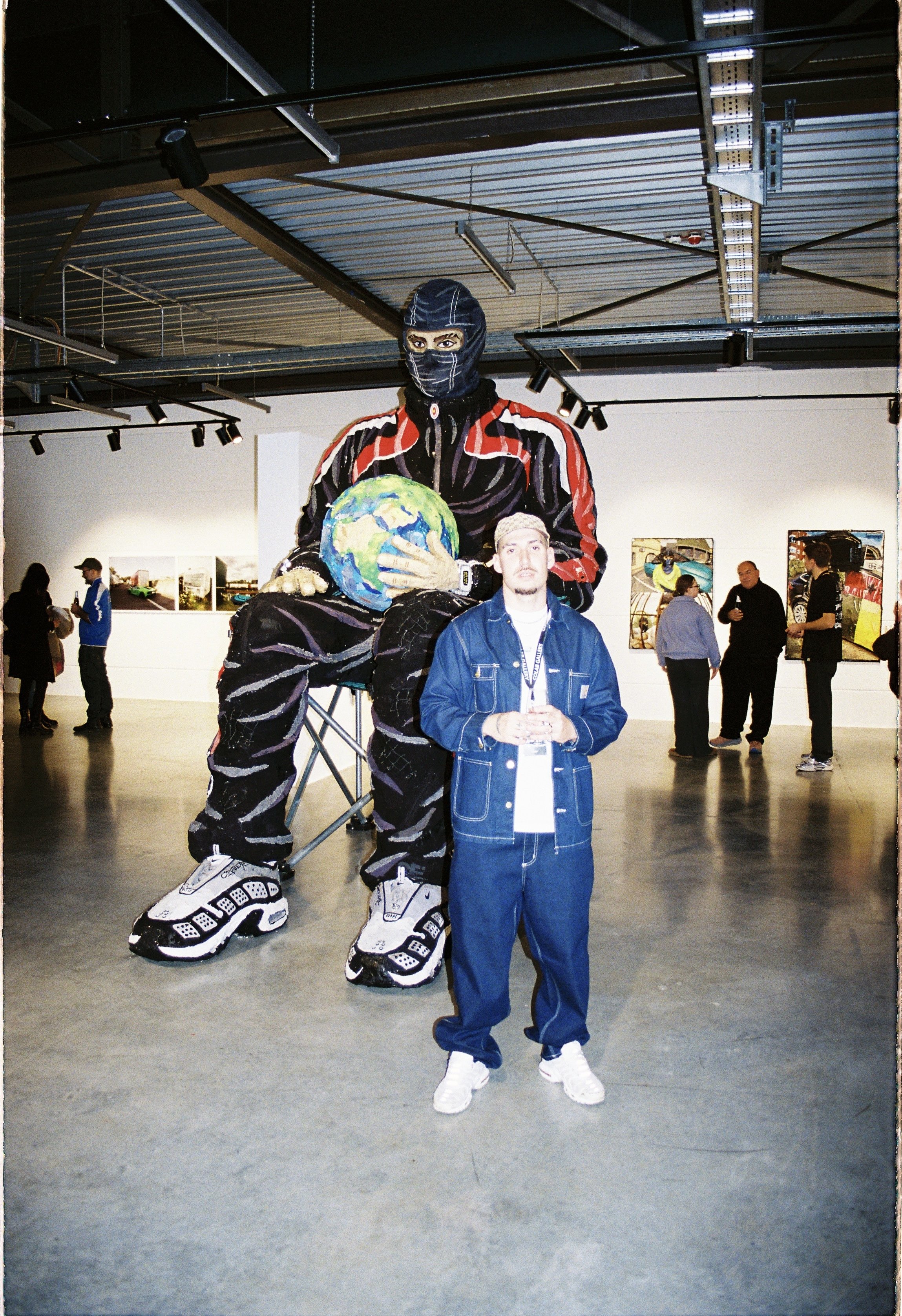 Confeere presents “Invisible” at Colab Gallery in Switzerland.