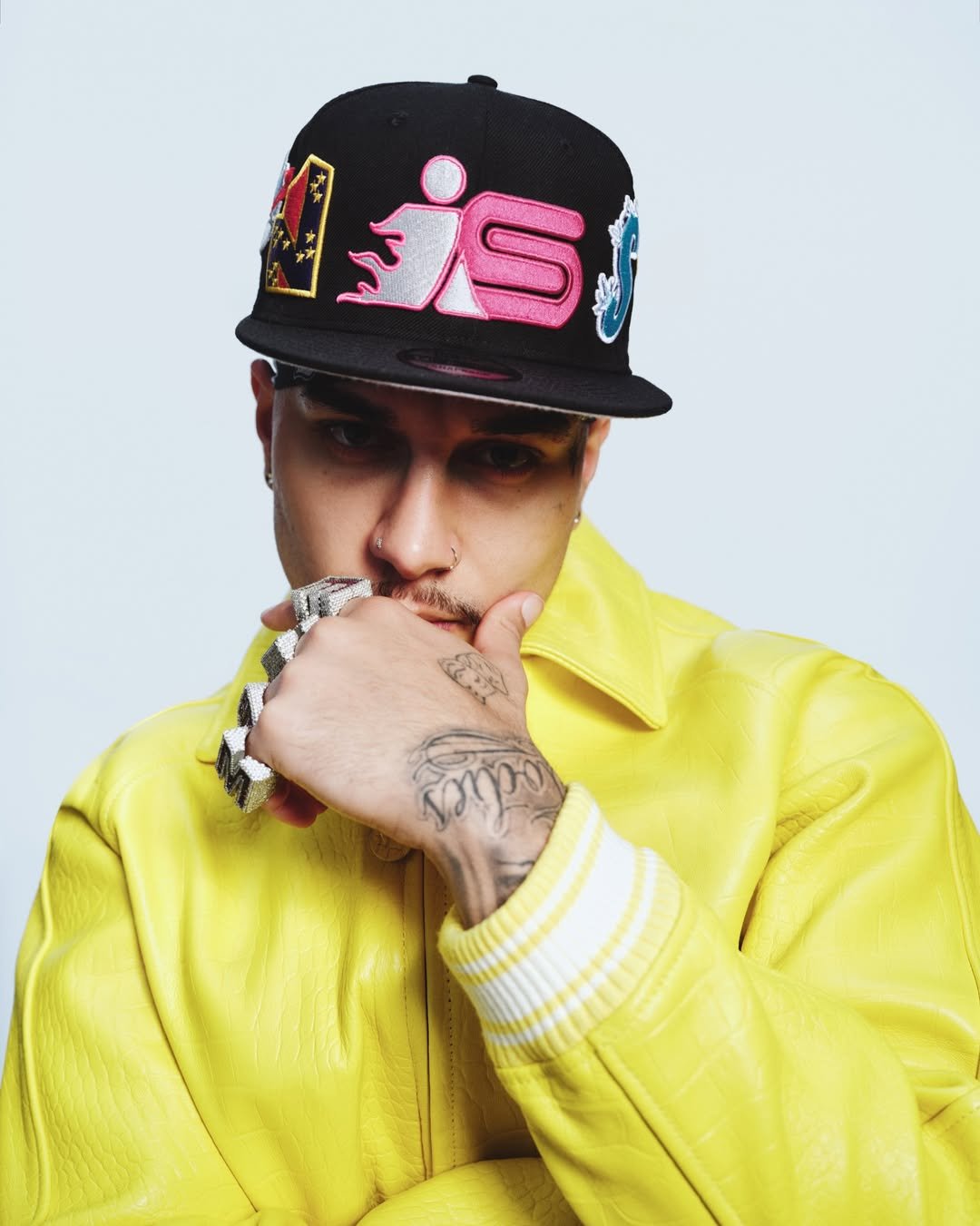 DROP NOW LIVE.STARRING @veigh & @iamrafaeleao93 DESIGNED BY SiS. PRODUCED BY NEW ERA.NOW AVAILAB.jpg