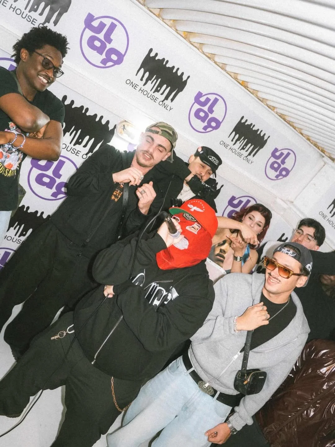 Esse mês tá sendo ingraçade 👩🏻_🍳🤭Um beijo moiado para toda a gente que me tem acompanhado 🤞.jpg