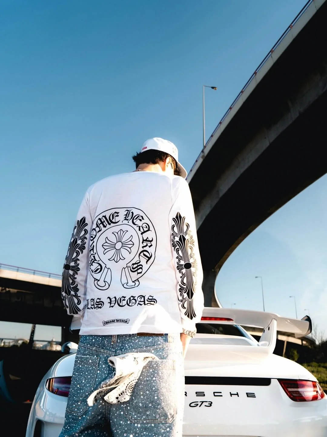 “94” EVERYWHERE 💿RUNNER VIDEO OUT NOW 🌉 (1).jpg