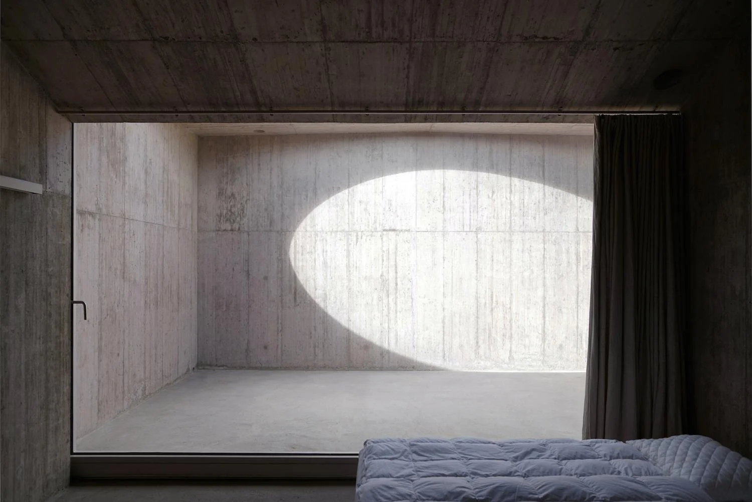 valerio-olgiati-villa-alem (10).jpg