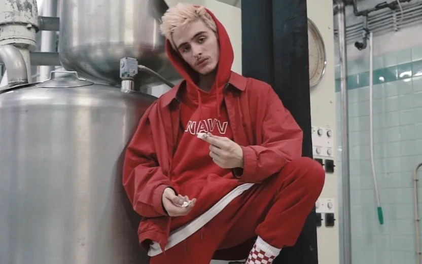 Estrada com os bloods minha vida é boolDr. Bayard out now 🍬 @mikeelnite (1).jpg