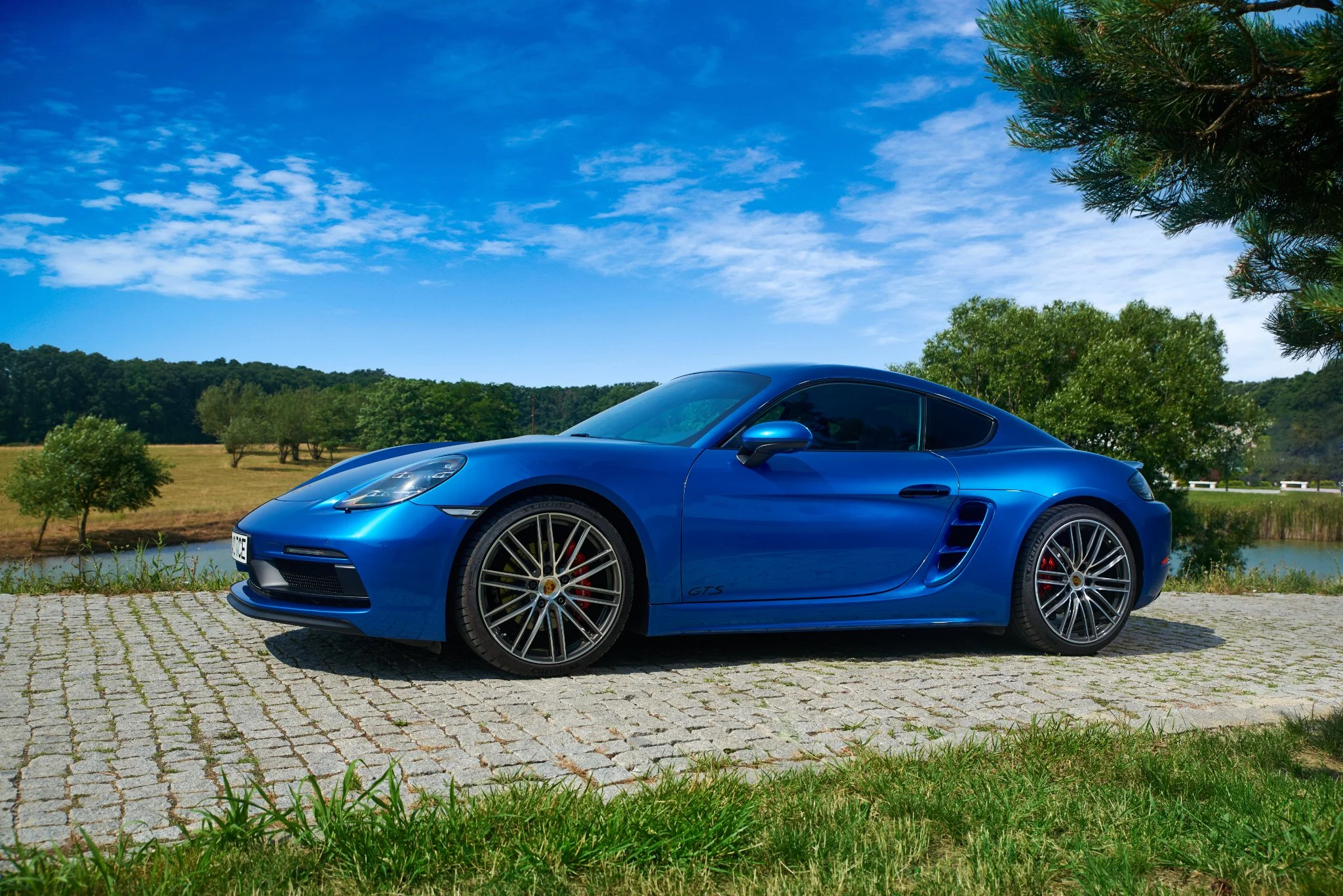 Porsche Cayman GTS