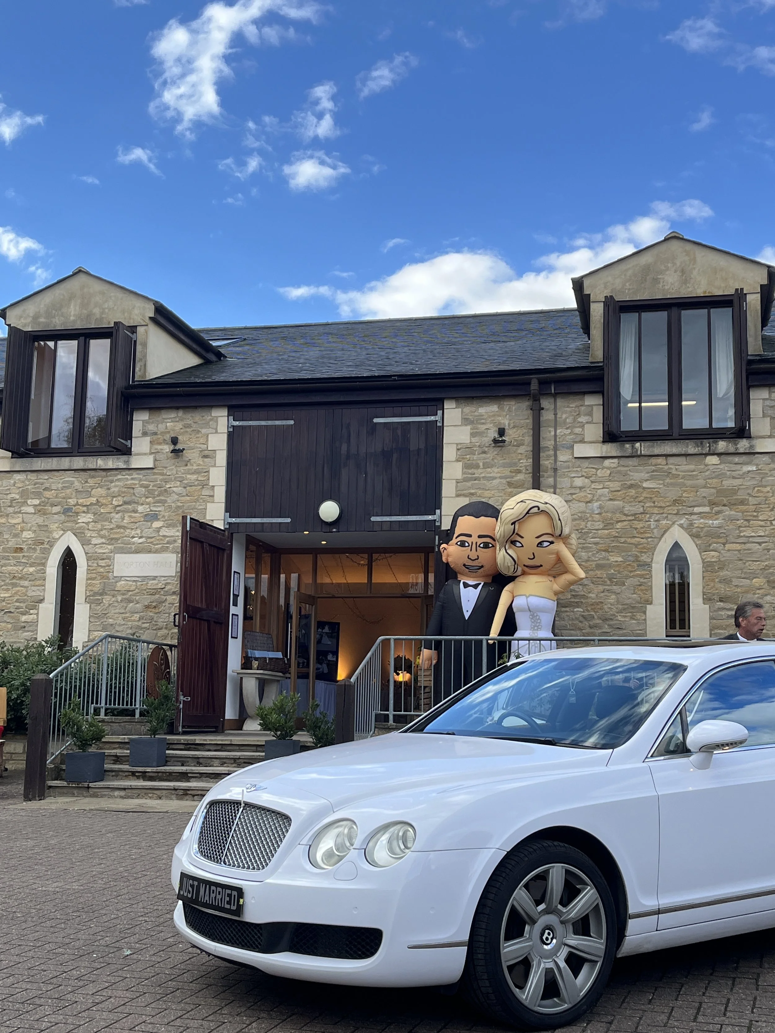 worton-hall-wedding-fair-luxury-car.jpg.JPG