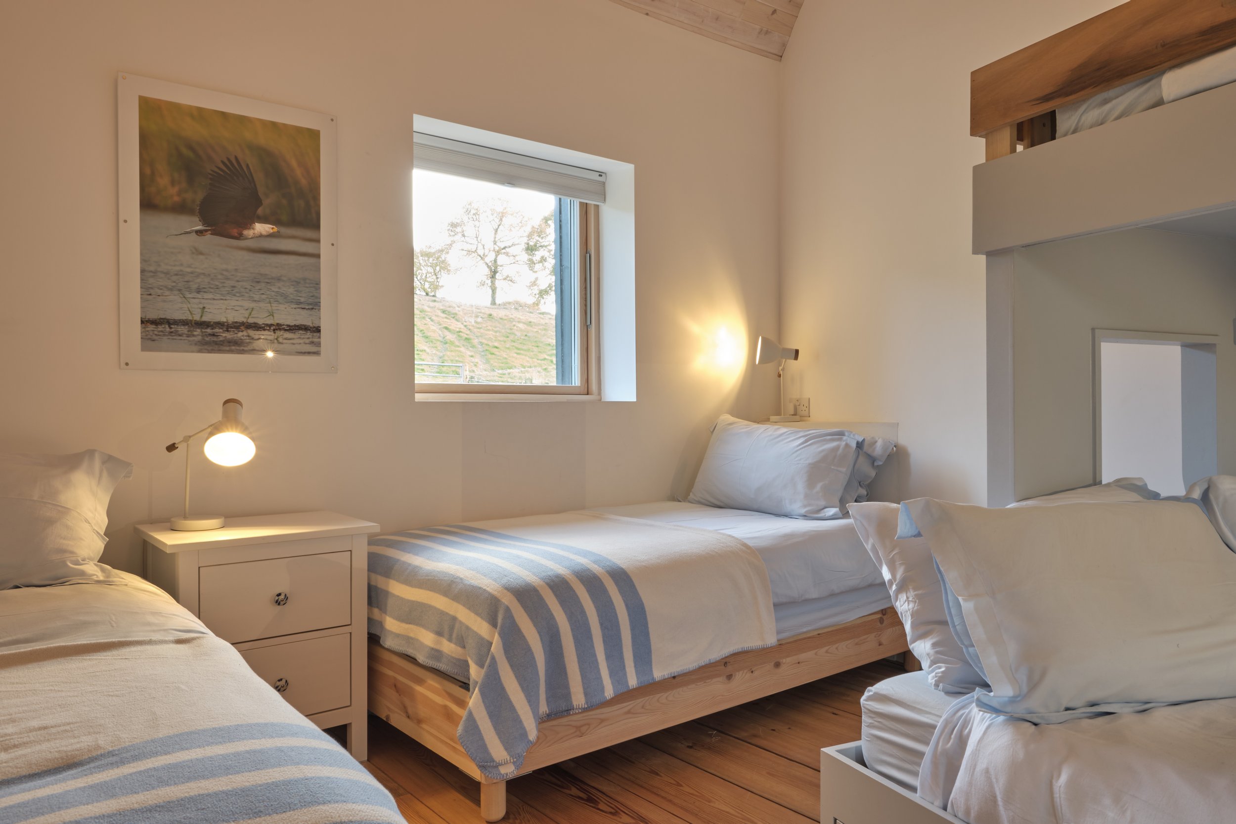 2-Fforest-Barn-Retreat-BUNK-ROOM-3.jpg