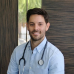 Dr. Elliot Dinetz - Functional Medicine & Longevity Specialist | Blog Author Bio