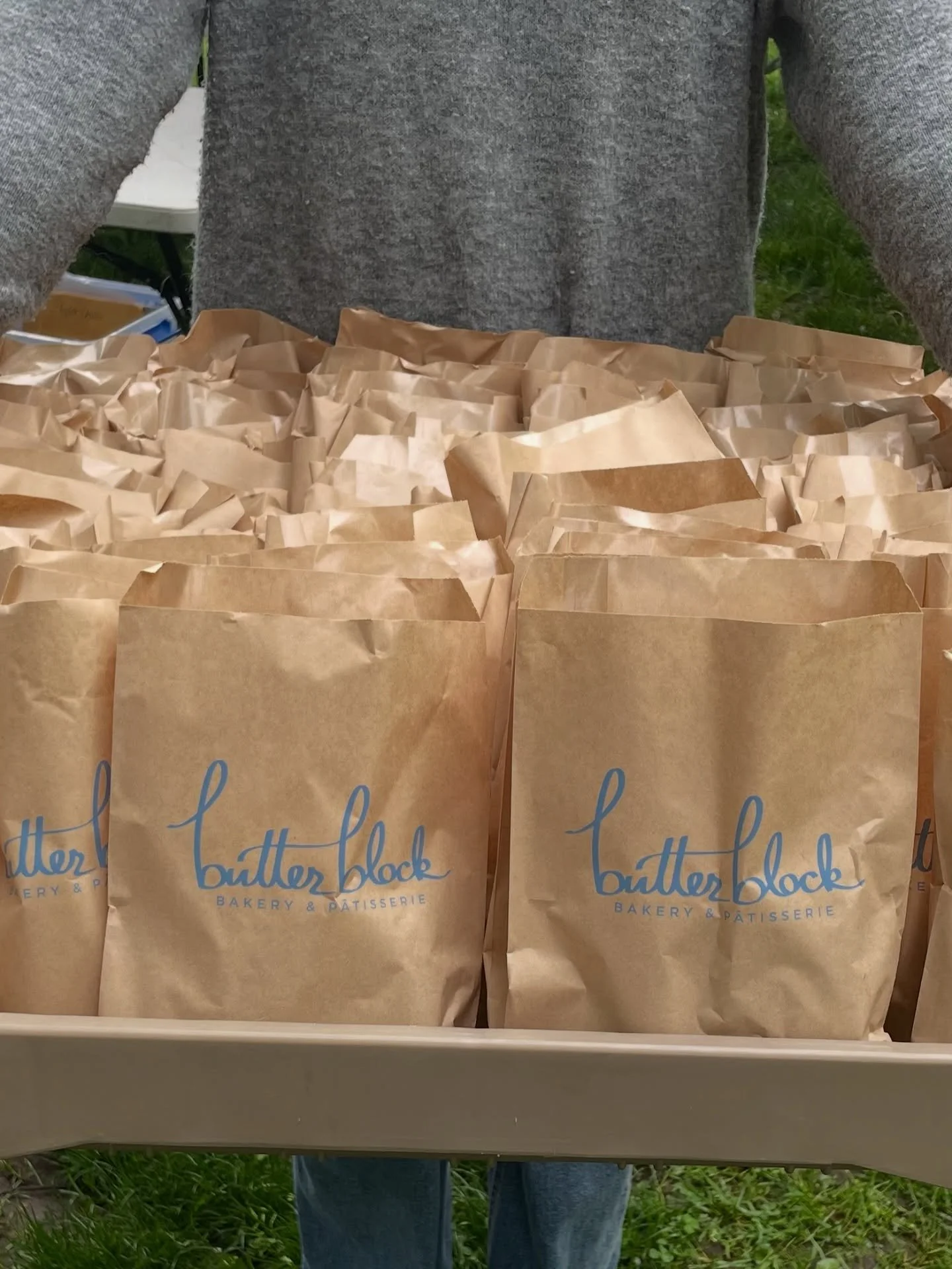 That&rsquo;s a wrap on our farmers market season! Thank you for all for a fantastic summer. 
We 🫶🏻 you.

X🥐X🥐