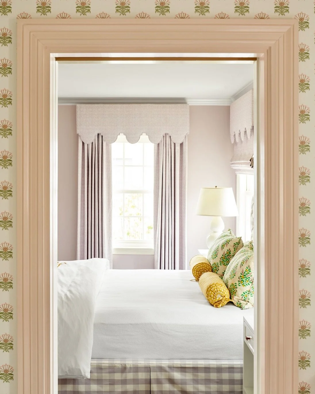 C O R N I C E &bull; B O A R D
a box-like, upholstered framework that adds architectural interest while concealing curtain rods and hardware for a polished look!
Designer Appearance 🤝 Functionality
**also not to be confused with a lambrequin or vale